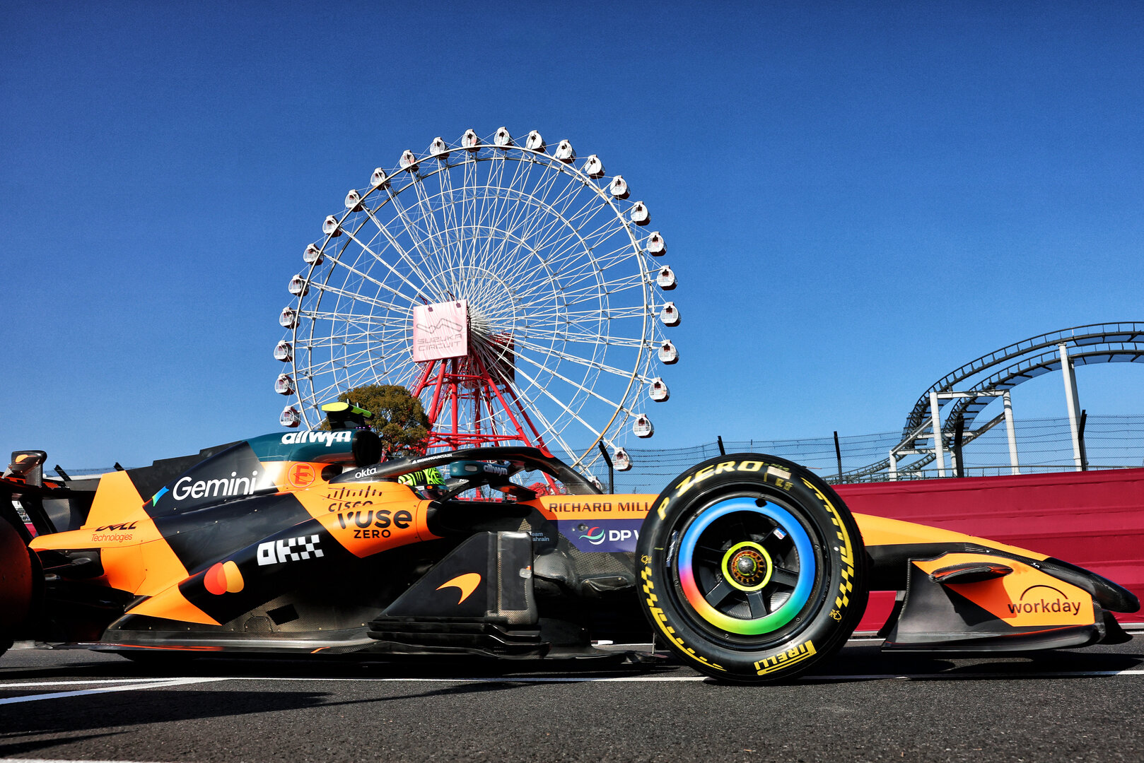 GP GIAPPONE, Lando Norris (GBR) McLaren F1 Team MCL40.
27.03.2026. Formula 1 World Championship, Rd 3, Japanese Grand Prix, Suzuka, Japan, Practice Day.
- www.xpbimages.com, EMail: requests@xpbimages.com © Copyright: Batchelor / XPB Images