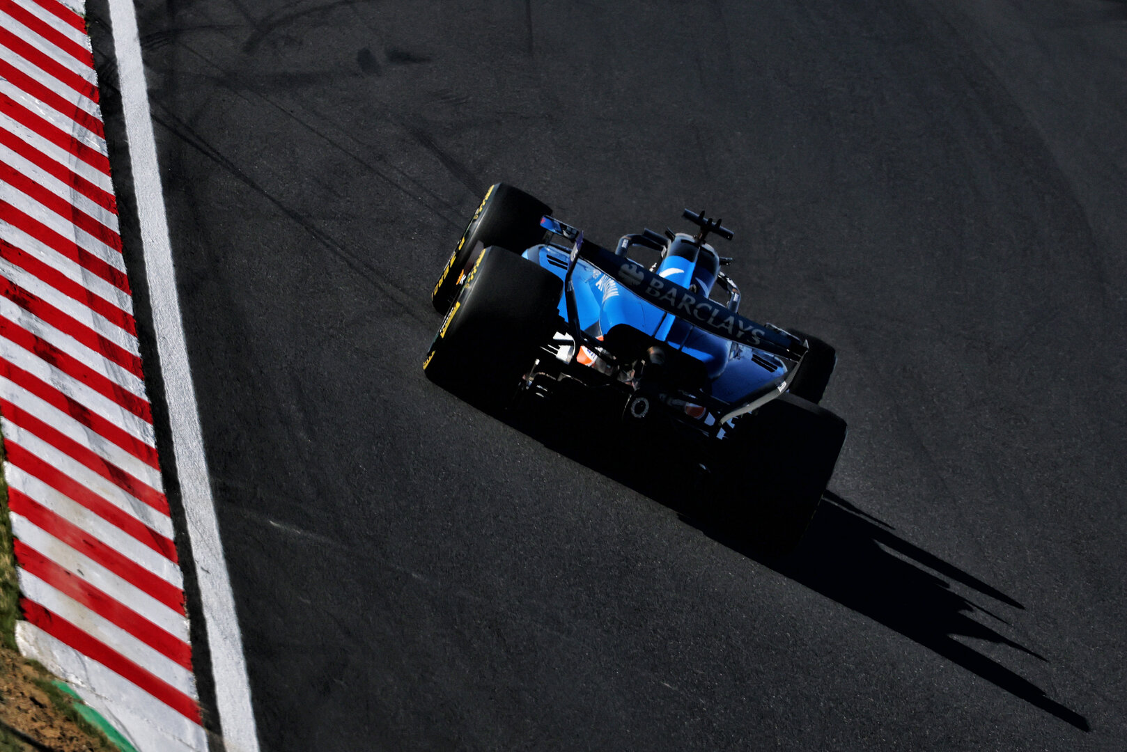 GP GIAPPONE, Alexander Albon (THA) Williams F1 Team FW48.
27.03.2026. Formula 1 World Championship, Rd 3, Japanese Grand Prix, Suzuka, Japan, Practice Day.
- www.xpbimages.com, EMail: requests@xpbimages.com © Copyright: Bearne / XPB Images