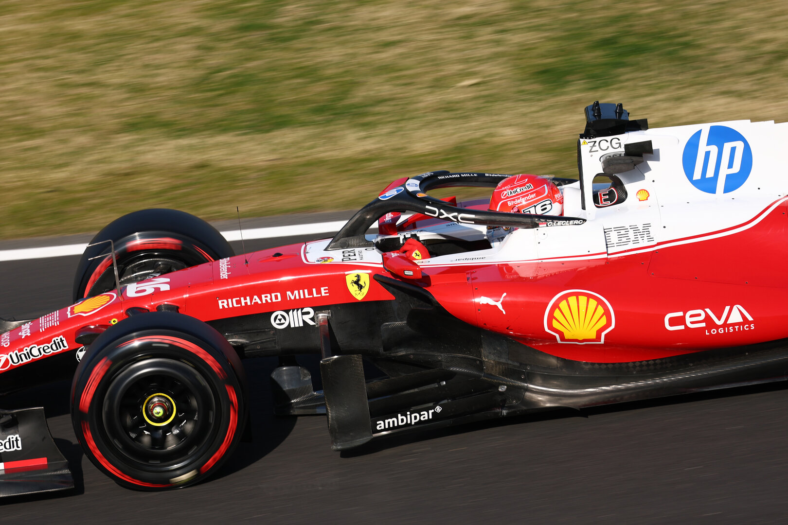 GP GIAPPONE, Charles Leclerc (MON) Ferrari SF-26.
27.03.2026. Formula 1 World Championship, Rd 3, Japanese Grand Prix, Suzuka, Japan, Practice Day.
- www.xpbimages.com, EMail: requests@xpbimages.com © Copyright: Bearne / XPB Images