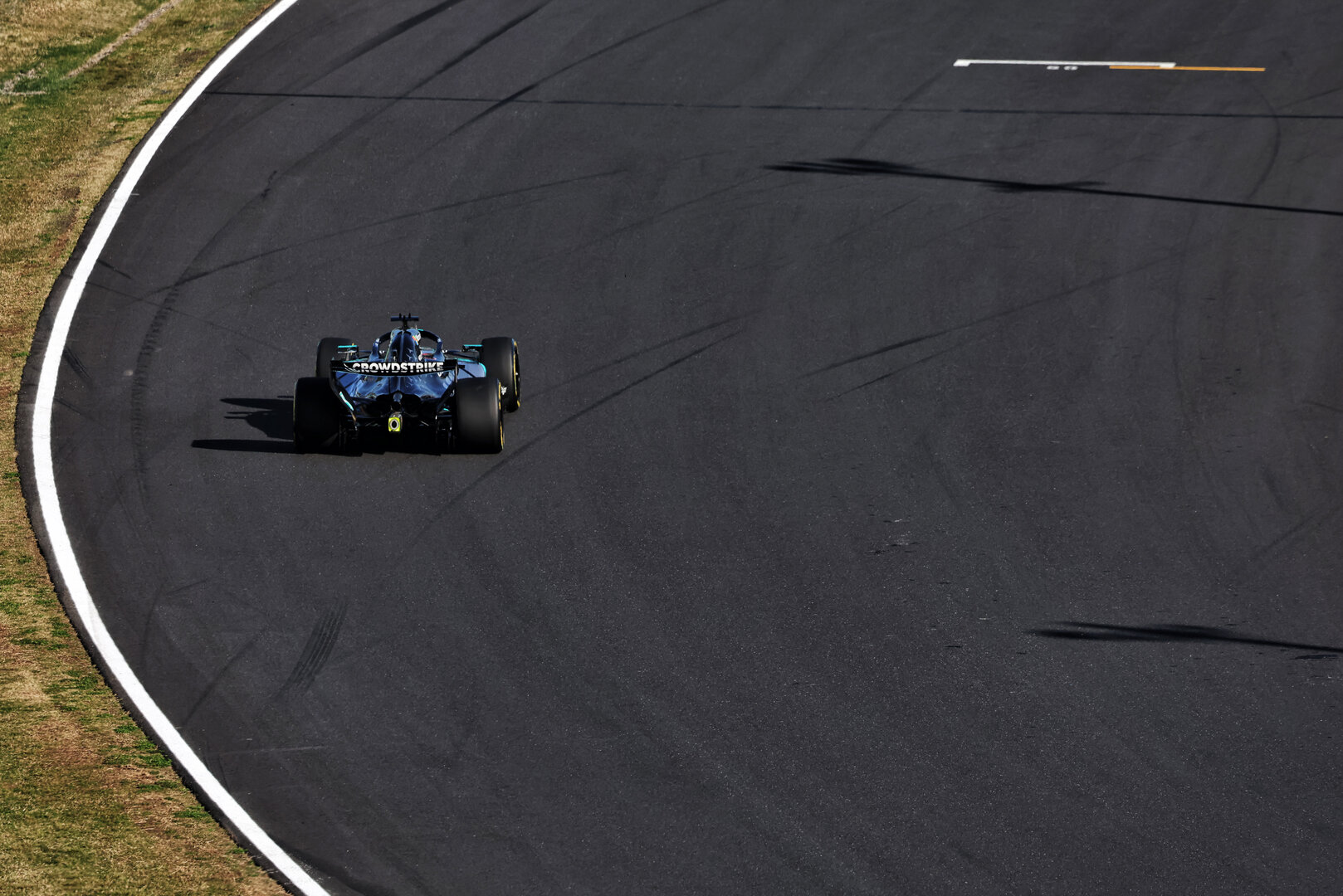 GP GIAPPONE, George Russell (GBR) Mercedes AMG Formula One Team W17.
27.03.2026. Formula 1 World Championship, Rd 3, Japanese Grand Prix, Suzuka, Japan, Practice Day.
- www.xpbimages.com, EMail: requests@xpbimages.com © Copyright: Bearne / XPB Images