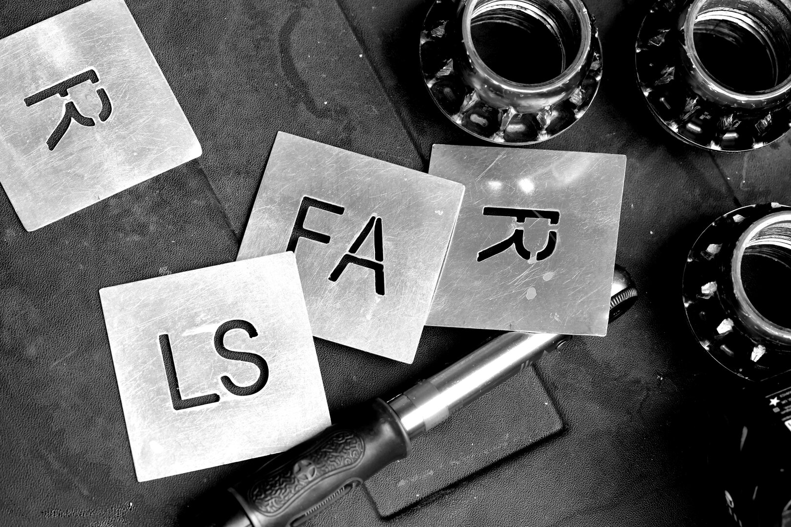 GP GIAPPONE, Aston Martin F1 Team tyre equipment.
27.03.2026. Formula 1 World Championship, Rd 3, Japanese Grand Prix, Suzuka, Japan, Practice Day.
- www.xpbimages.com, EMail: requests@xpbimages.com © Copyright: Coates / XPB Images