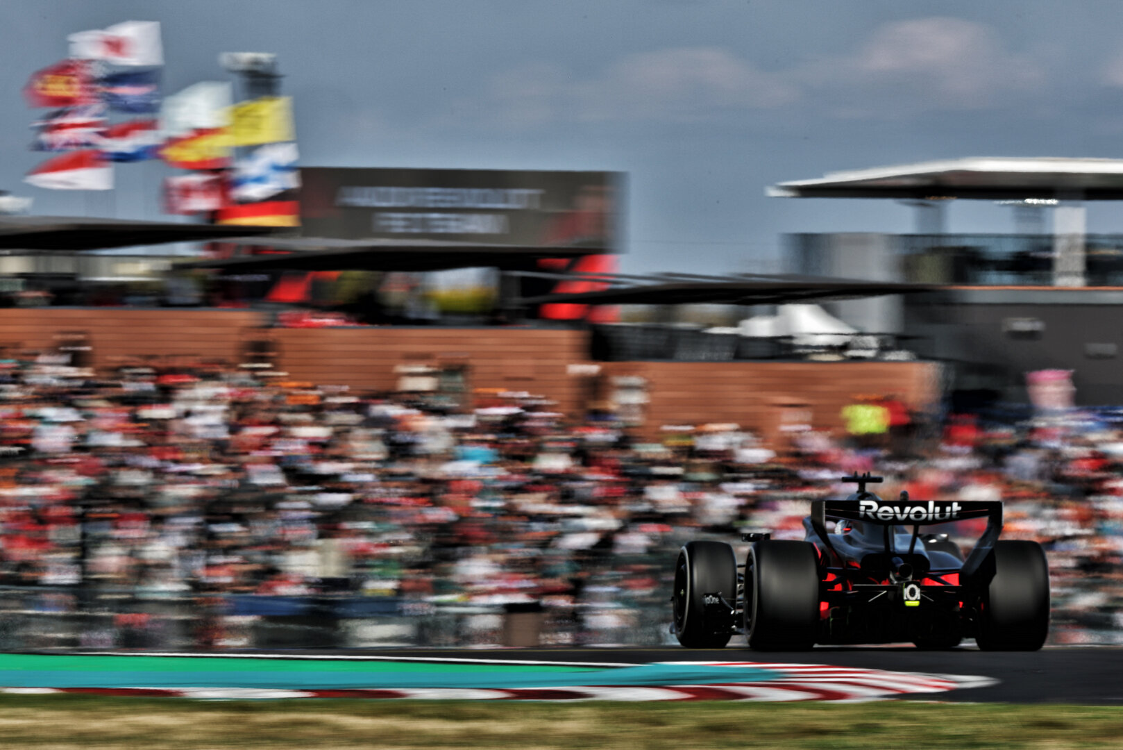 GP GIAPPONE, Nico Hulkenberg (GER) Audi F1 Team R26.
27.03.2026. Formula 1 World Championship, Rd 3, Japanese Grand Prix, Suzuka, Japan, Practice Day.
- www.xpbimages.com, EMail: requests@xpbimages.com © Copyright: Coates / XPB Images
