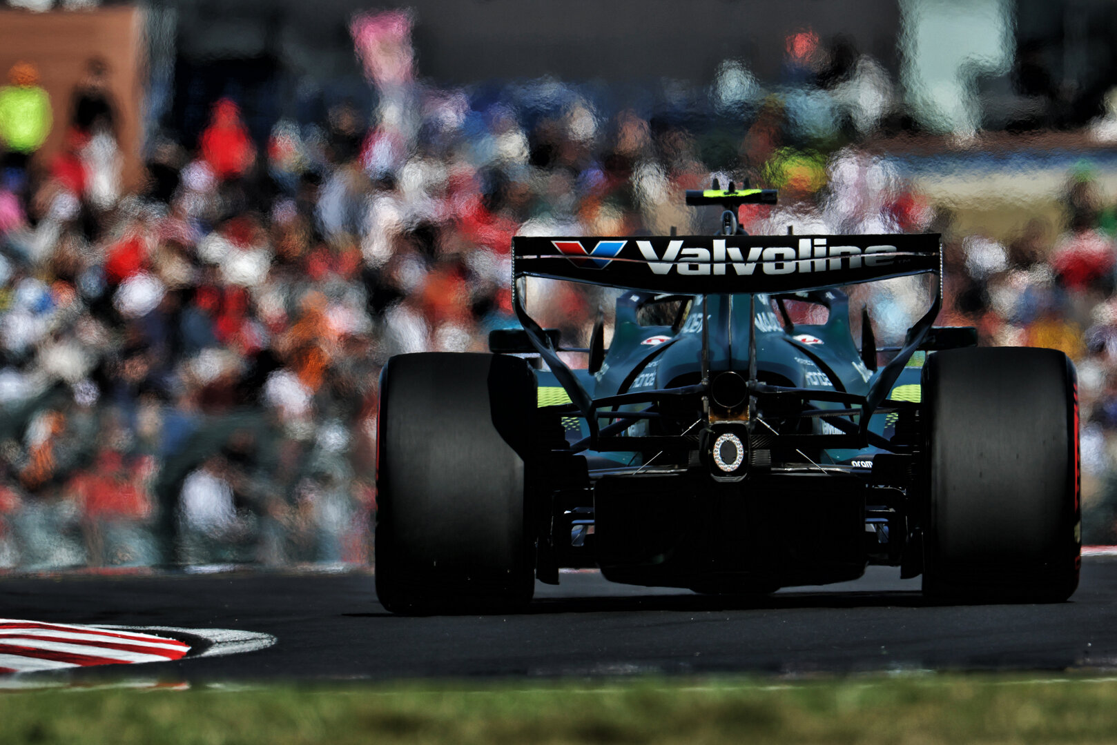 GP GIAPPONE, Fernando Alonso (ESP) Aston Martin F1 Team AMR26.
27.03.2026. Formula 1 World Championship, Rd 3, Japanese Grand Prix, Suzuka, Japan, Practice Day.
- www.xpbimages.com, EMail: requests@xpbimages.com © Copyright: Coates / XPB Images