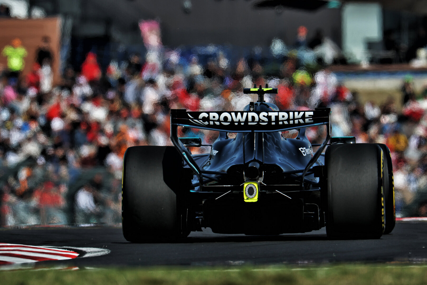 GP GIAPPONE, Andrea Kimi Antonelli (ITA) Mercedes AMG Formula One Team W17.
27.03.2026. Formula 1 World Championship, Rd 3, Japanese Grand Prix, Suzuka, Japan, Practice Day.
- www.xpbimages.com, EMail: requests@xpbimages.com © Copyright: Coates / XPB Images