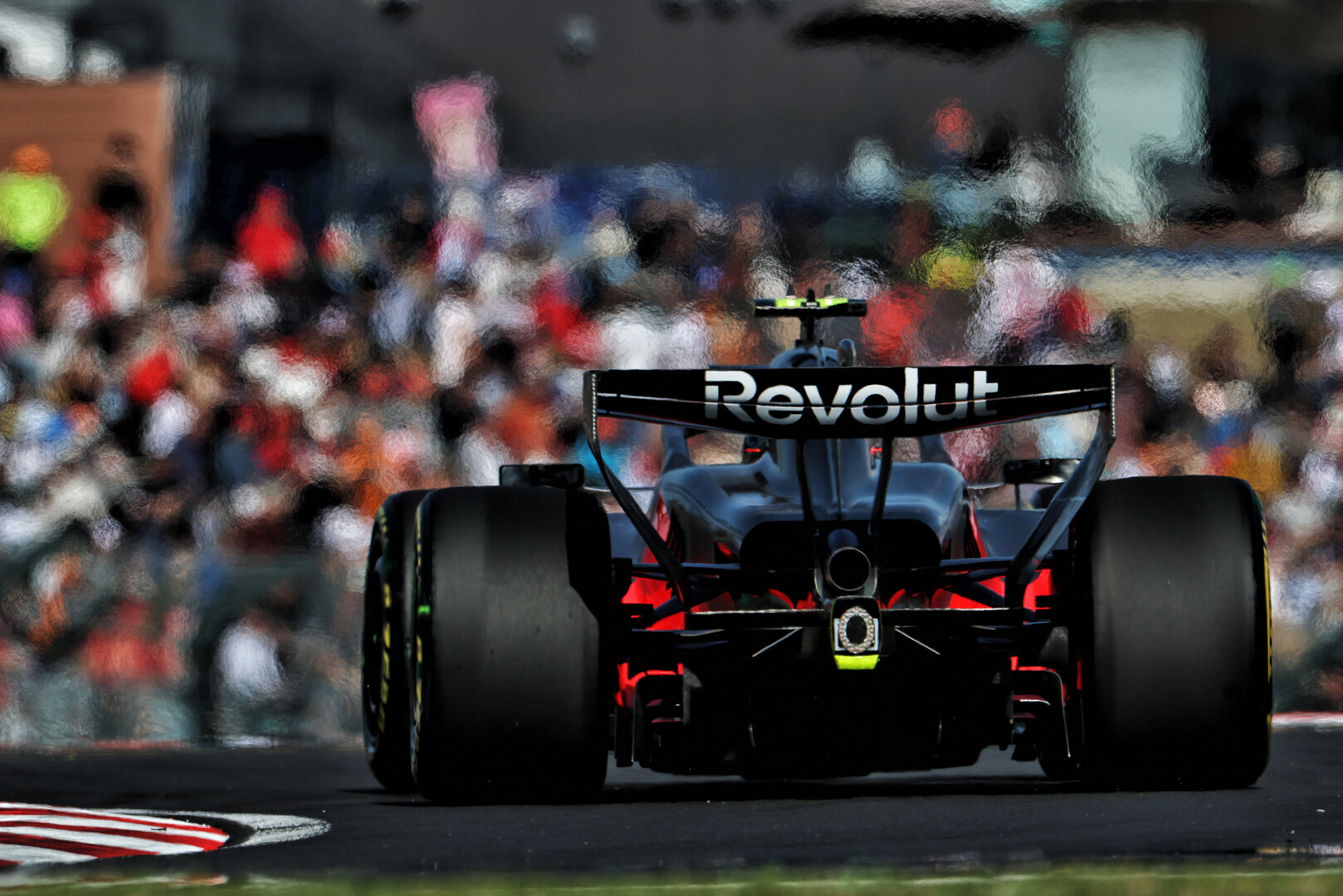GP GIAPPONE, Gabriel Bortoleto (BRA) Audi F1 Team R26.
27.03.2026. Formula 1 World Championship, Rd 3, Japanese Grand Prix, Suzuka, Japan, Practice Day.
- www.xpbimages.com, EMail: requests@xpbimages.com © Copyright: Coates / XPB Images