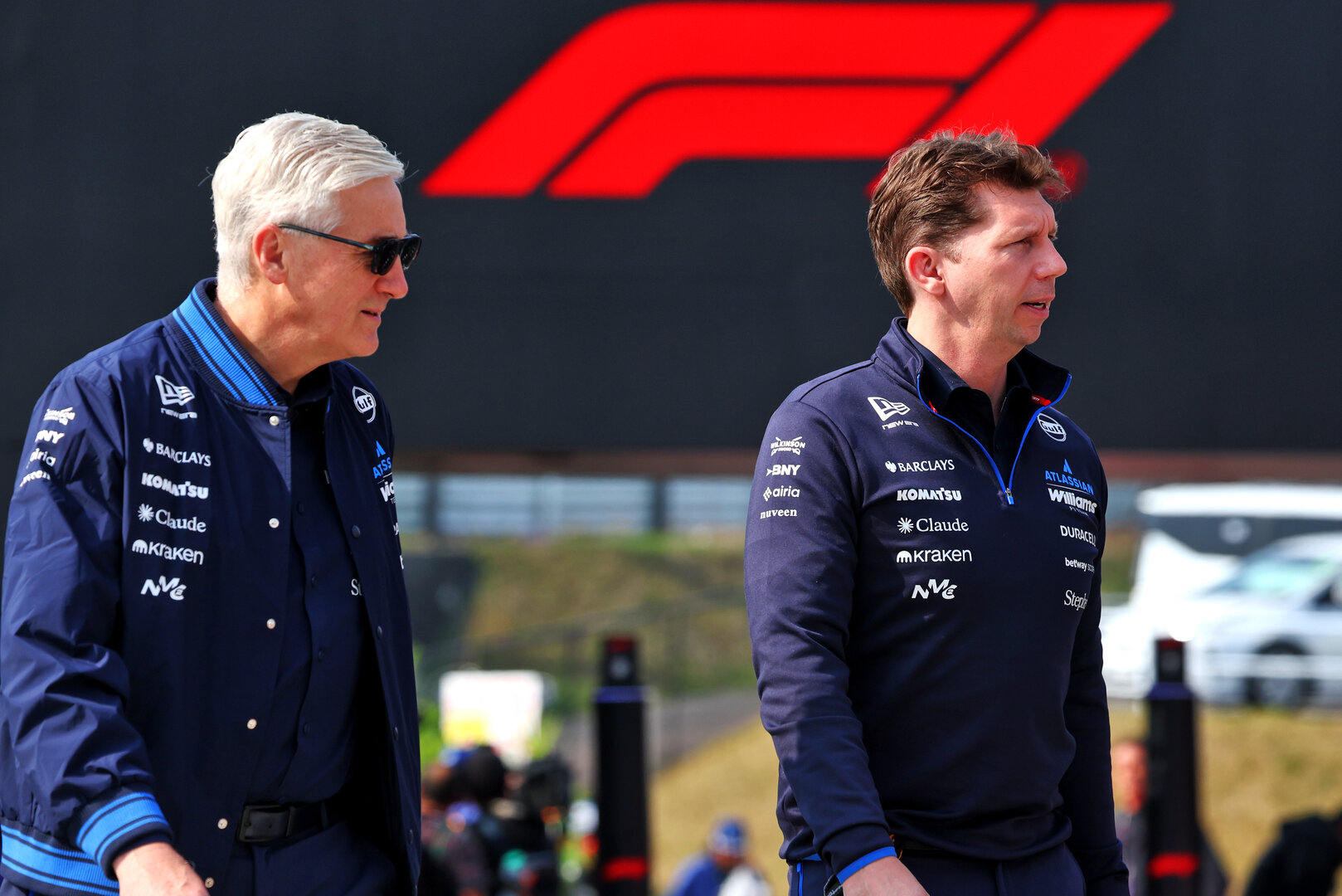 GP GIAPPONE, (L to R): Matthew Savage, Dorilton Capital Chairman - Williams F1 Team Director with James Vowles (GBR) Williams F1 Team, Team Principal.
28.03.2026. Formula 1 World Championship, Rd 3, Japanese Grand Prix, Suzuka, Japan, Qualifiche Day.
- www.xpbimages.com, EMail: requests@xpbimages.com © Copyright: Bearne / XPB Images