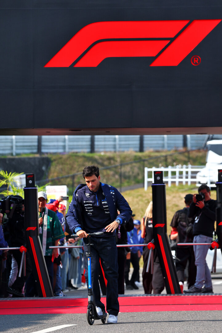 GP GIAPPONE, Carlos Sainz (ESP) Williams F1 Team.
28.03.2026. Formula 1 World Championship, Rd 3, Japanese Grand Prix, Suzuka, Japan, Qualifiche Day.
- www.xpbimages.com, EMail: requests@xpbimages.com © Copyright: Bearne / XPB Images