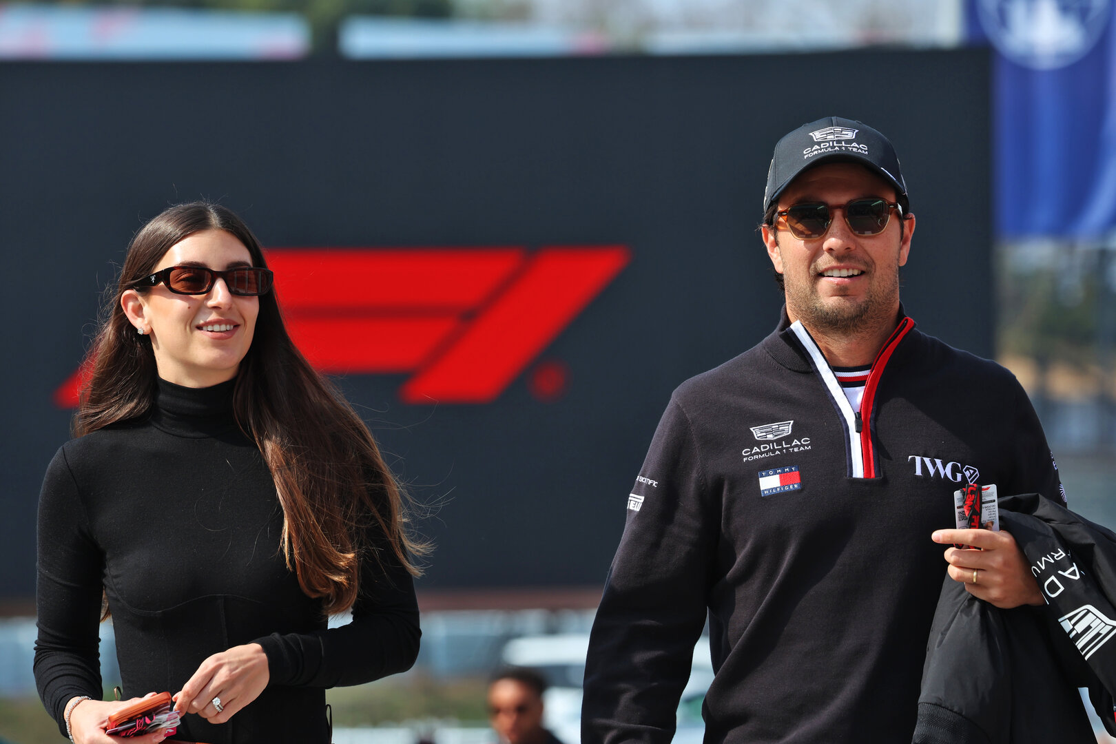GP GIAPPONE, (L to R): Carola Martinez (MEX) with her husband Sergio Perez (MEX) Cadillac Formula 1 Team.
28.03.2026. Formula 1 World Championship, Rd 3, Japanese Grand Prix, Suzuka, Japan, Qualifiche Day.
- www.xpbimages.com, EMail: requests@xpbimages.com © Copyright: Rew / XPB Images