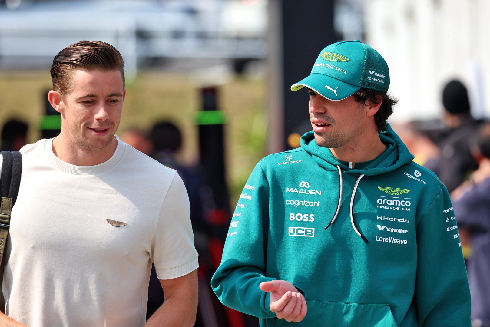 GP GIAPPONE, Lance Stroll (CDN) Aston Martin F1 Team (Right).
28.03.2026. Formula 1 World Championship, Rd 3, Japanese Grand Prix, Suzuka, Japan, Qualifiche Day.
- www.xpbimages.com, EMail: requests@xpbimages.com © Copyright: Rew / XPB Images