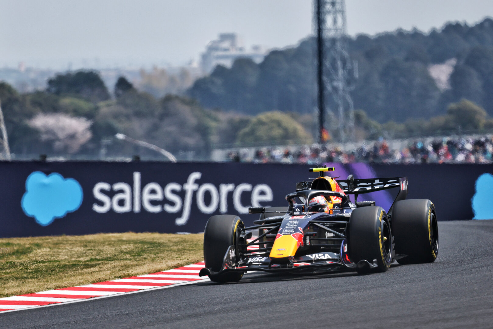 GP GIAPPONE, Isack Hadjar (FRA) Red Bull Racing RB22.
28.03.2026. Formula 1 World Championship, Rd 3, Japanese Grand Prix, Suzuka, Japan, Qualifiche Day.
- www.xpbimages.com, EMail: requests@xpbimages.com © Copyright: Bearne / XPB Images