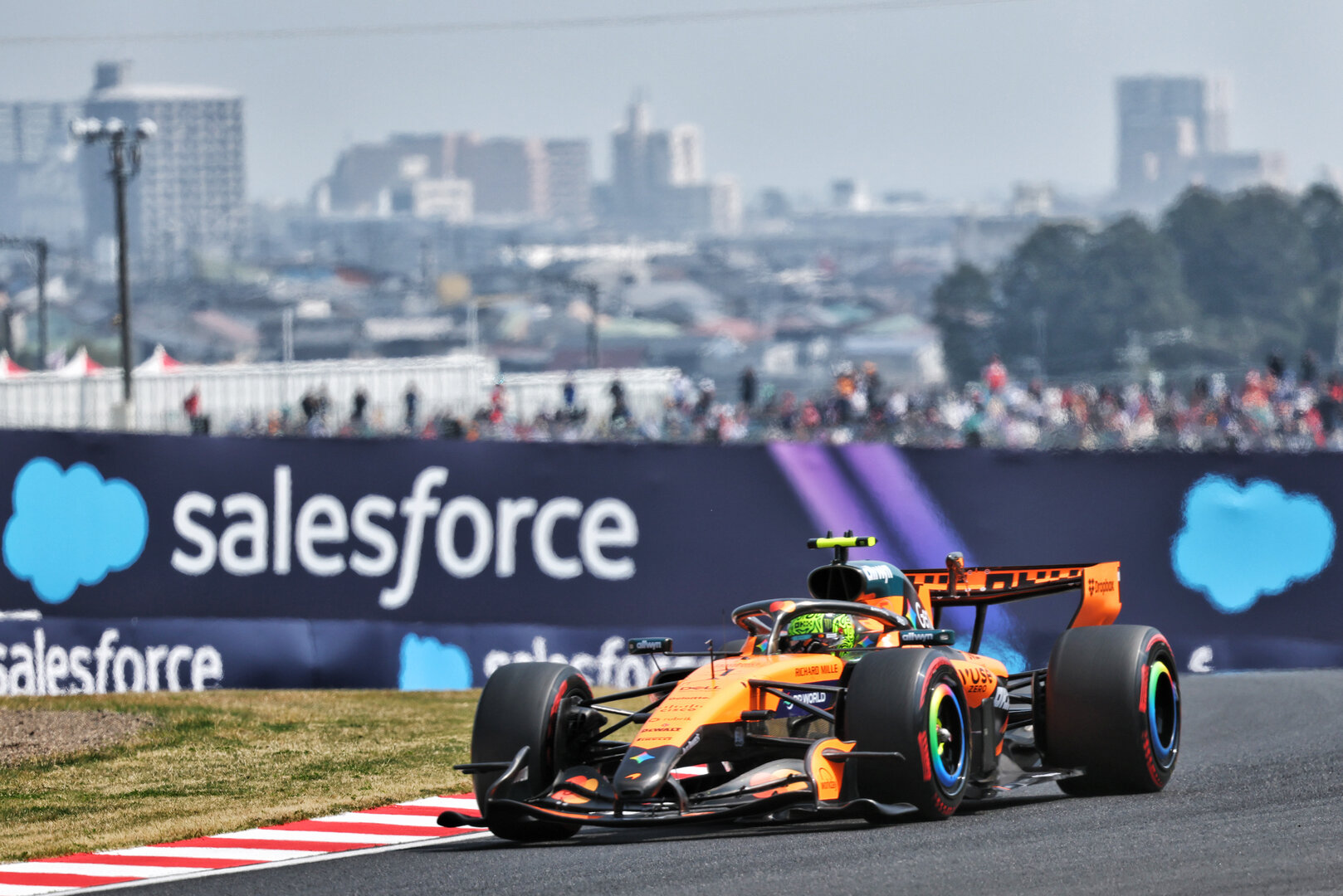 GP GIAPPONE, Lando Norris (GBR) McLaren F1 Team MCL40.
28.03.2026. Formula 1 World Championship, Rd 3, Japanese Grand Prix, Suzuka, Japan, Qualifiche Day.
- www.xpbimages.com, EMail: requests@xpbimages.com © Copyright: Bearne / XPB Images