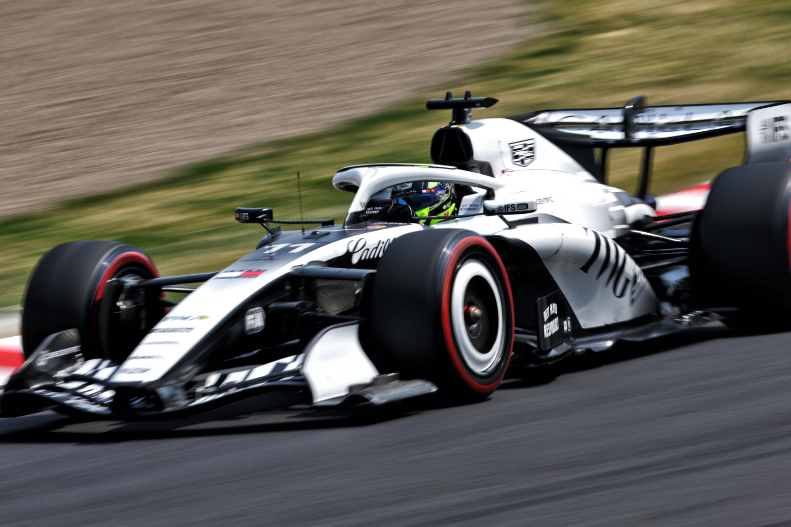 GP GIAPPONE, Sergio Perez (MEX) Cadillac Formula 1 Team MAC-26.
28.03.2026. Formula 1 World Championship, Rd 3, Japanese Grand Prix, Suzuka, Japan, Qualifiche Day.
- www.xpbimages.com, EMail: requests@xpbimages.com © Copyright: Bearne / XPB Images