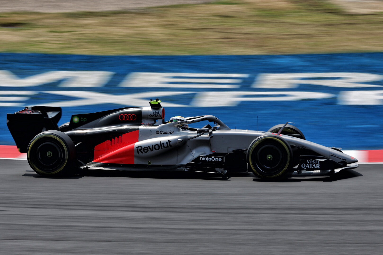 GP GIAPPONE, Gabriel Bortoleto (BRA) Audi F1 Team R26.
28.03.2026. Formula 1 World Championship, Rd 3, Japanese Grand Prix, Suzuka, Japan, Qualifiche Day.
- www.xpbimages.com, EMail: requests@xpbimages.com © Copyright: Rew / XPB Images