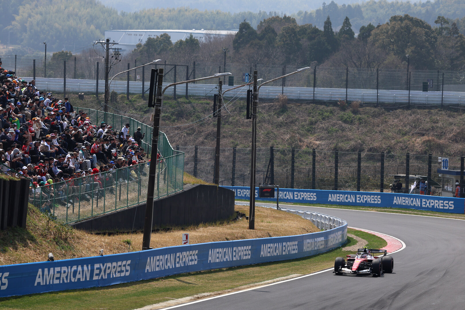 GP GIAPPONE, Lewis Hamilton (GBR) Ferrari SF-26.
28.03.2026. Formula 1 World Championship, Rd 3, Japanese Grand Prix, Suzuka, Japan, Qualifiche Day.
 - www.xpbimages.com, EMail: requests@xpbimages.com © Copyright: Rew / XPB Images