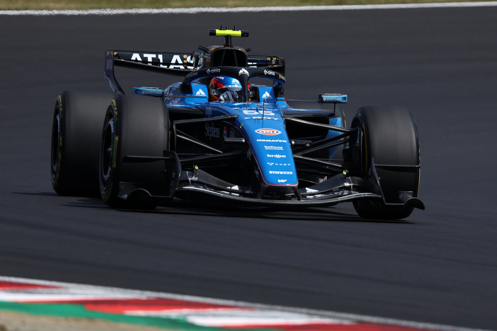 GP GIAPPONE, Carlos Sainz (ESP) Williams F1 Team FW48.
28.03.2026. Formula 1 World Championship, Rd 3, Japanese Grand Prix, Suzuka, Japan, Qualifiche Day.
- www.xpbimages.com, EMail: requests@xpbimages.com © Copyright: Rew / XPB Images