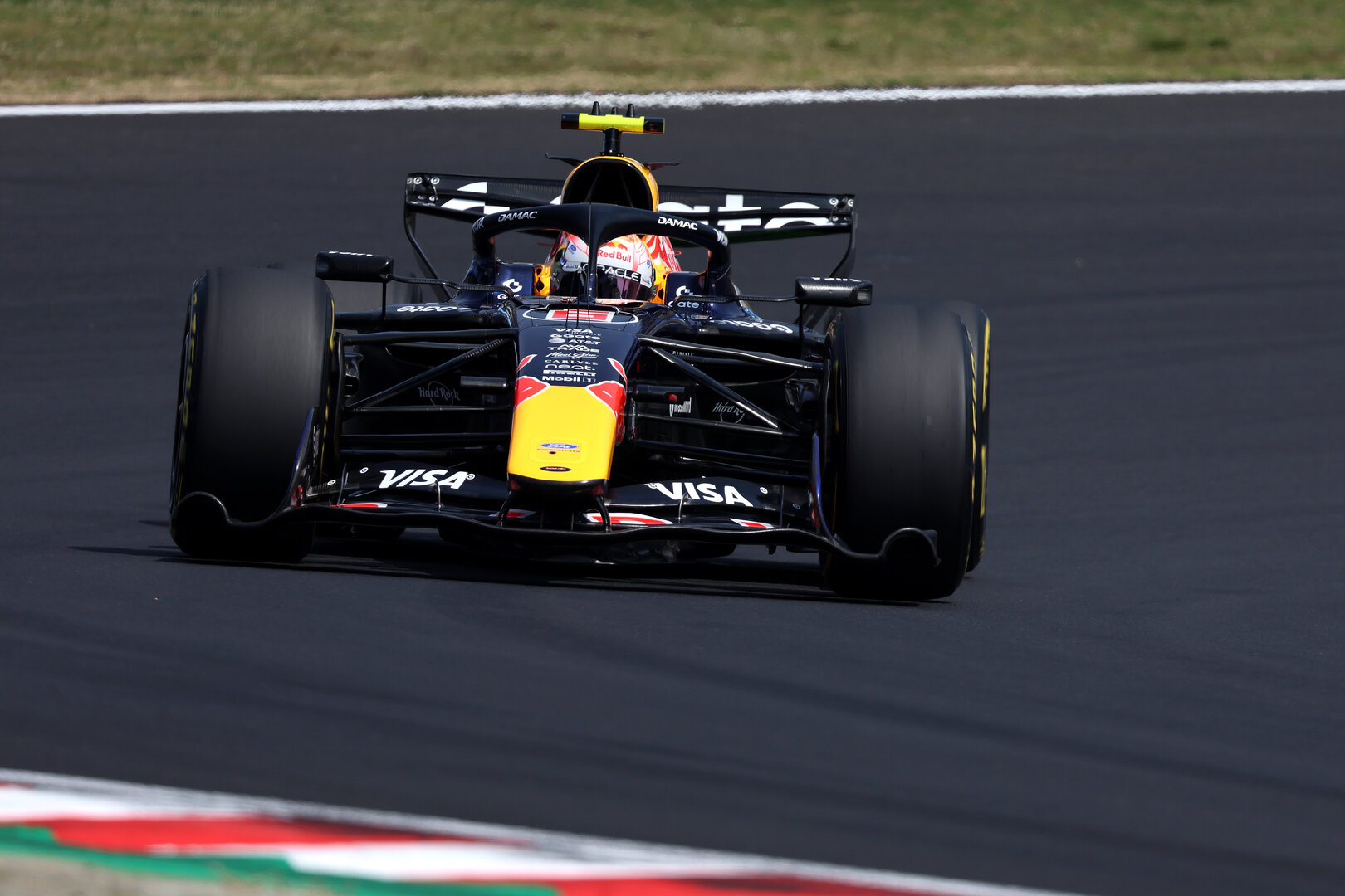 GP GIAPPONE, Isack Hadjar (FRA) Red Bull Racing RB22.
28.03.2026. Formula 1 World Championship, Rd 3, Japanese Grand Prix, Suzuka, Japan, Qualifiche Day.
- www.xpbimages.com, EMail: requests@xpbimages.com © Copyright: Rew / XPB Images