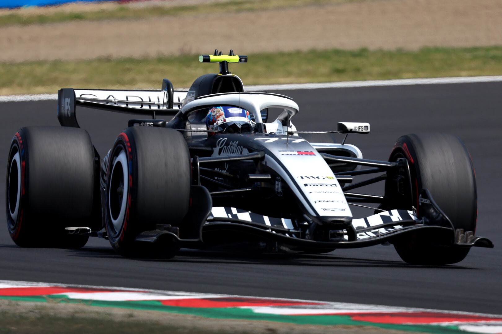 GP GIAPPONE, Valtteri Bottas (FIN) Cadillac Formula 1 Team MAC-26.
28.03.2026. Formula 1 World Championship, Rd 3, Japanese Grand Prix, Suzuka, Japan, Qualifiche Day.
 - www.xpbimages.com, EMail: requests@xpbimages.com © Copyright: Rew / XPB Images