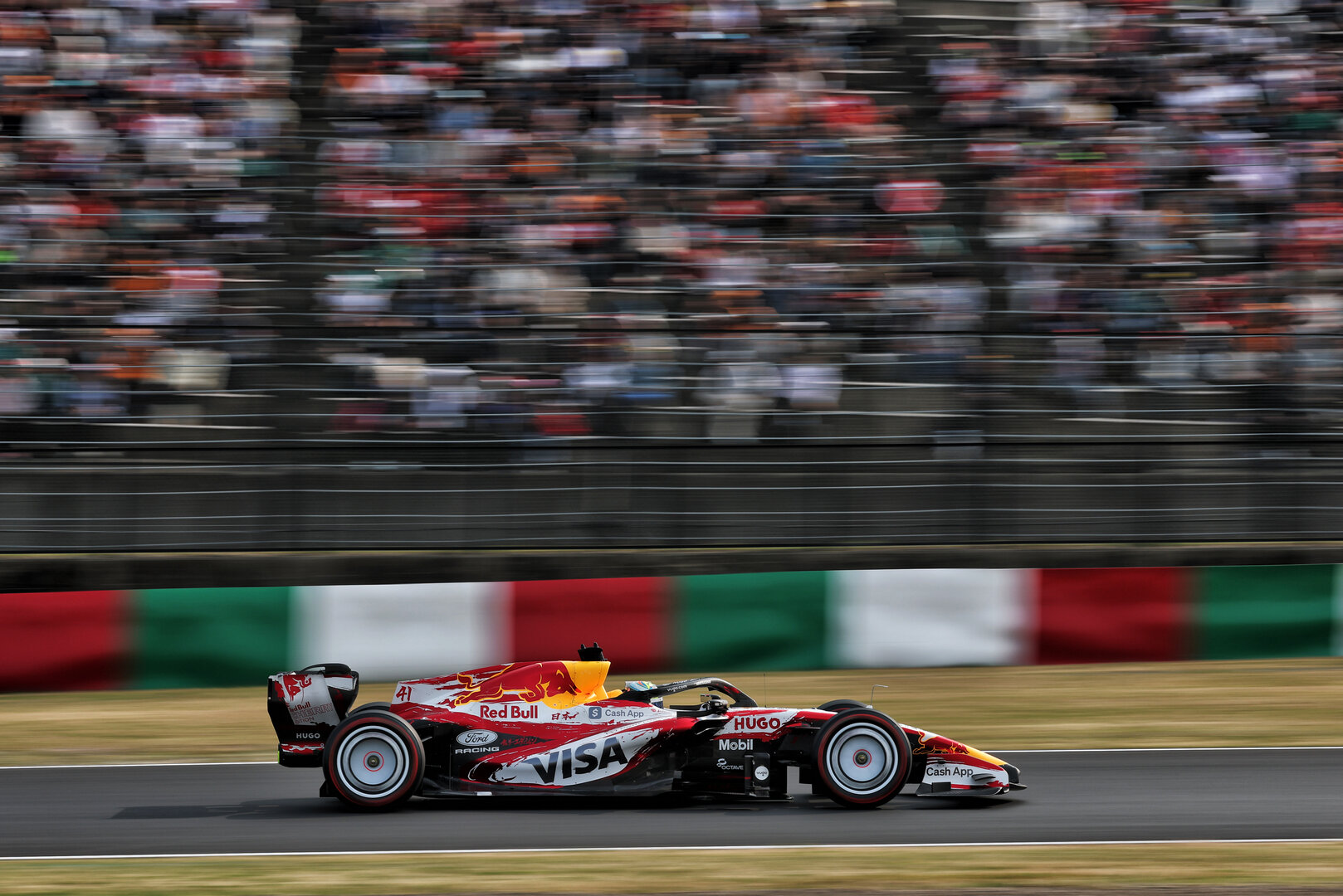 GP GIAPPONE, Arvid Lindblad (GBR) Racing Bulls Formula One Team VCARB 03.
28.03.2026. Formula 1 World Championship, Rd 3, Japanese Grand Prix, Suzuka, Japan, Qualifiche Day.
- www.xpbimages.com, EMail: requests@xpbimages.com © Copyright: Charniaux / XPB Images