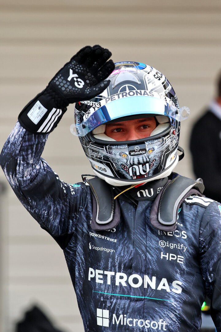 GP GIAPPONE, Andrea Kimi Antonelli (ITA) Mercedes AMG Formula One Team celebrates his pole position in qualifying parc ferme.
28.03.2026. Formula 1 World Championship, Rd 3, Japanese Grand Prix, Suzuka, Japan, Qualifiche Day.
- www.xpbimages.com, EMail: requests@xpbimages.com © Copyright: Batchelor / XPB Images