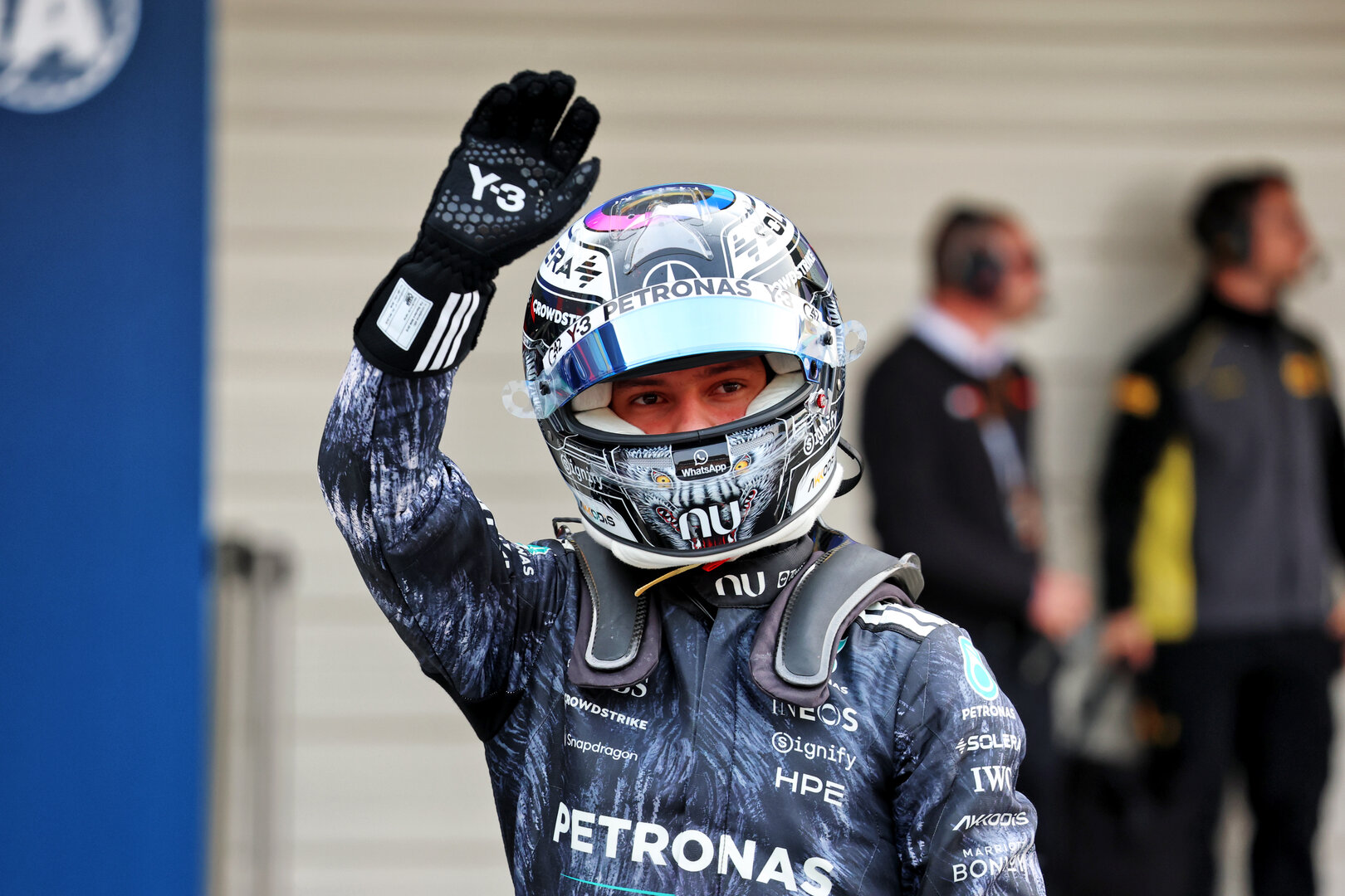 GP GIAPPONE, Andrea Kimi Antonelli (ITA) Mercedes AMG Formula One Team celebrates his pole position in qualifying parc ferme.
28.03.2026. Formula 1 World Championship, Rd 3, Japanese Grand Prix, Suzuka, Japan, Qualifiche Day.
- www.xpbimages.com, EMail: requests@xpbimages.com © Copyright: Batchelor / XPB Images