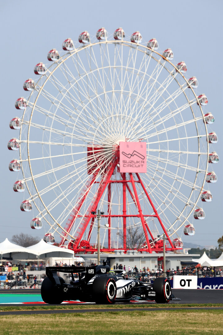 GP GIAPPONE, Sergio Perez (MEX) Cadillac Formula 1 Team MAC-26.
28.03.2026. Formula 1 World Championship, Rd 3, Japanese Grand Prix, Suzuka, Japan, Qualifiche Day.
 - www.xpbimages.com, EMail: requests@xpbimages.com © Copyright: Rew / XPB Images