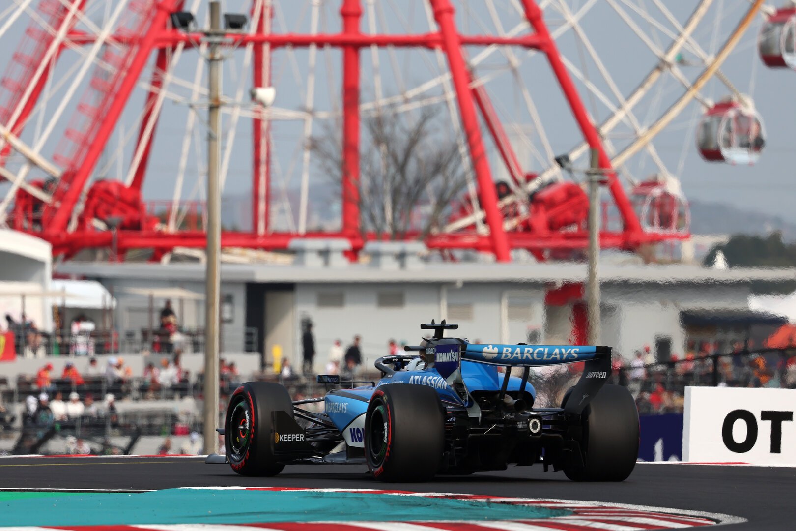 GP GIAPPONE, Alexander Albon (THA) Williams F1 Team FW48.
28.03.2026. Formula 1 World Championship, Rd 3, Japanese Grand Prix, Suzuka, Japan, Qualifiche Day.
 - www.xpbimages.com, EMail: requests@xpbimages.com © Copyright: Rew / XPB Images