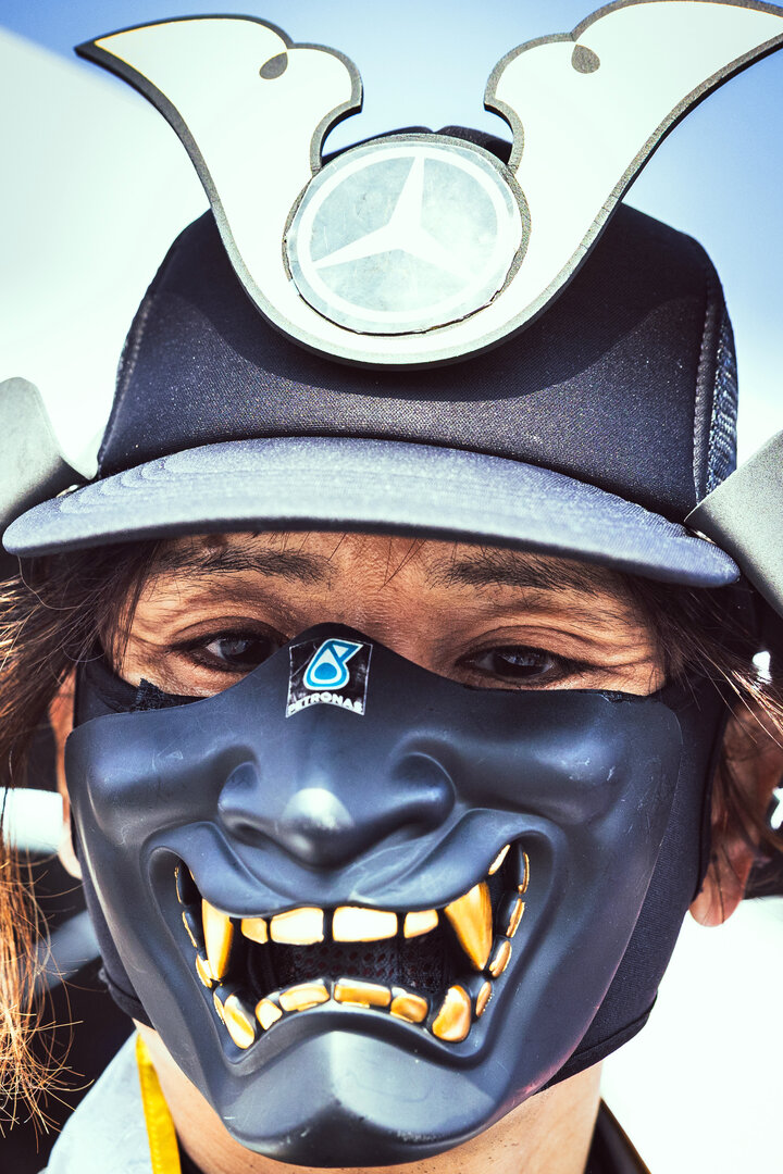 GP GIAPPONE, Circuit Atmosfera - Mercedes AMG F1 Formula One Team fan.
28.03.2026. Formula 1 World Championship, Rd 3, Japanese Grand Prix, Suzuka, Japan, Qualifiche Day.
- www.xpbimages.com, EMail: requests@xpbimages.com © Copyright: Rew / XPB Images