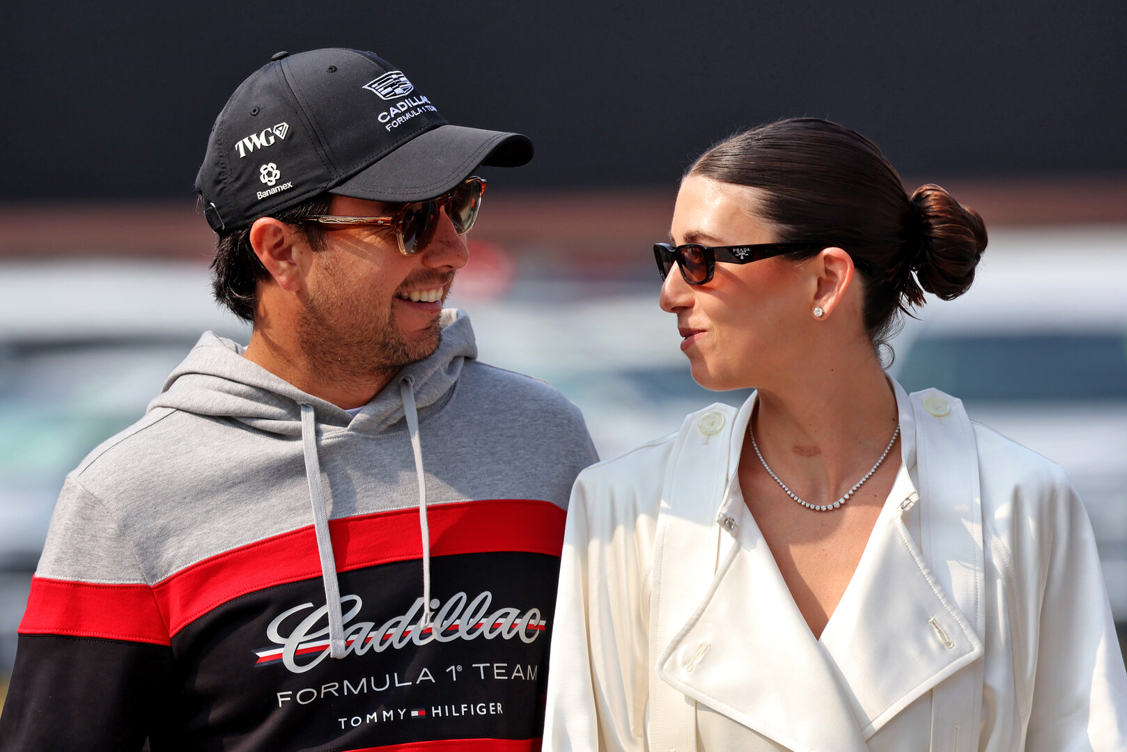 GP GIAPPONE, (L to R): Sergio Perez (MEX) Cadillac Formula 1 Team with sua moglie Carola Martinez (MEX).
29.03.2026. Formula 1 World Championship, Rd 3, Japanese Grand Prix, Suzuka, Japan, Gara Day.
 - www.xpbimages.com, EMail: requests@xpbimages.com © Copyright: Rew / XPB Images