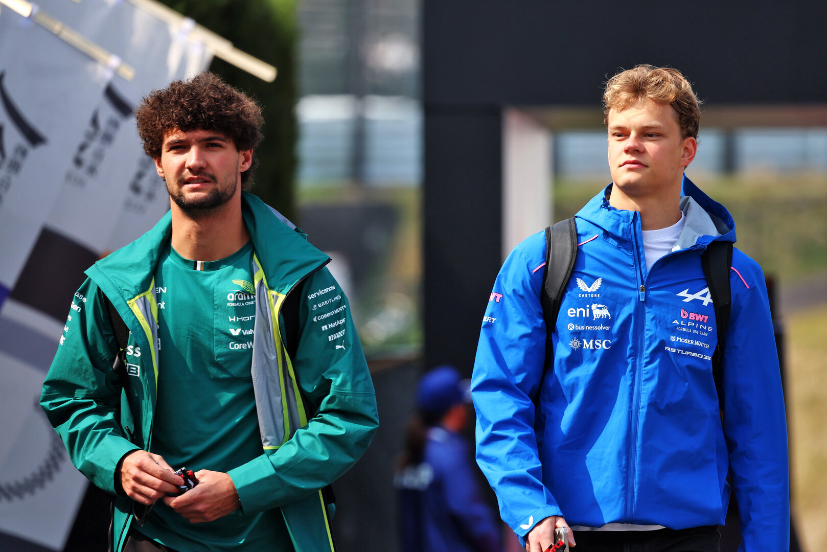 GP GIAPPONE, (L to R): Jak Crawford (USA) Aston Martin F1 Team AMR26 Reserve Driver with Paul Aron (EST) Alpine F1 Team Reserve Driver.
29.03.2026. Formula 1 World Championship, Rd 3, Japanese Grand Prix, Suzuka, Japan, Gara Day.
- www.xpbimages.com, EMail: requests@xpbimages.com © Copyright: Rew / XPB Images