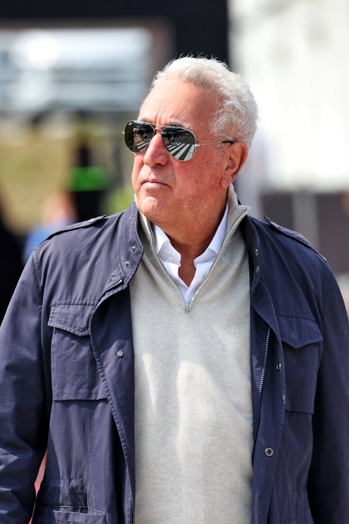 GP GIAPPONE, Lawrence Stroll (CDN) Aston Martin F1 Team Investor.
29.03.2026. Formula 1 World Championship, Rd 3, Japanese Grand Prix, Suzuka, Japan, Gara Day.
- www.xpbimages.com, EMail: requests@xpbimages.com © Copyright: Bearne / XPB Images
