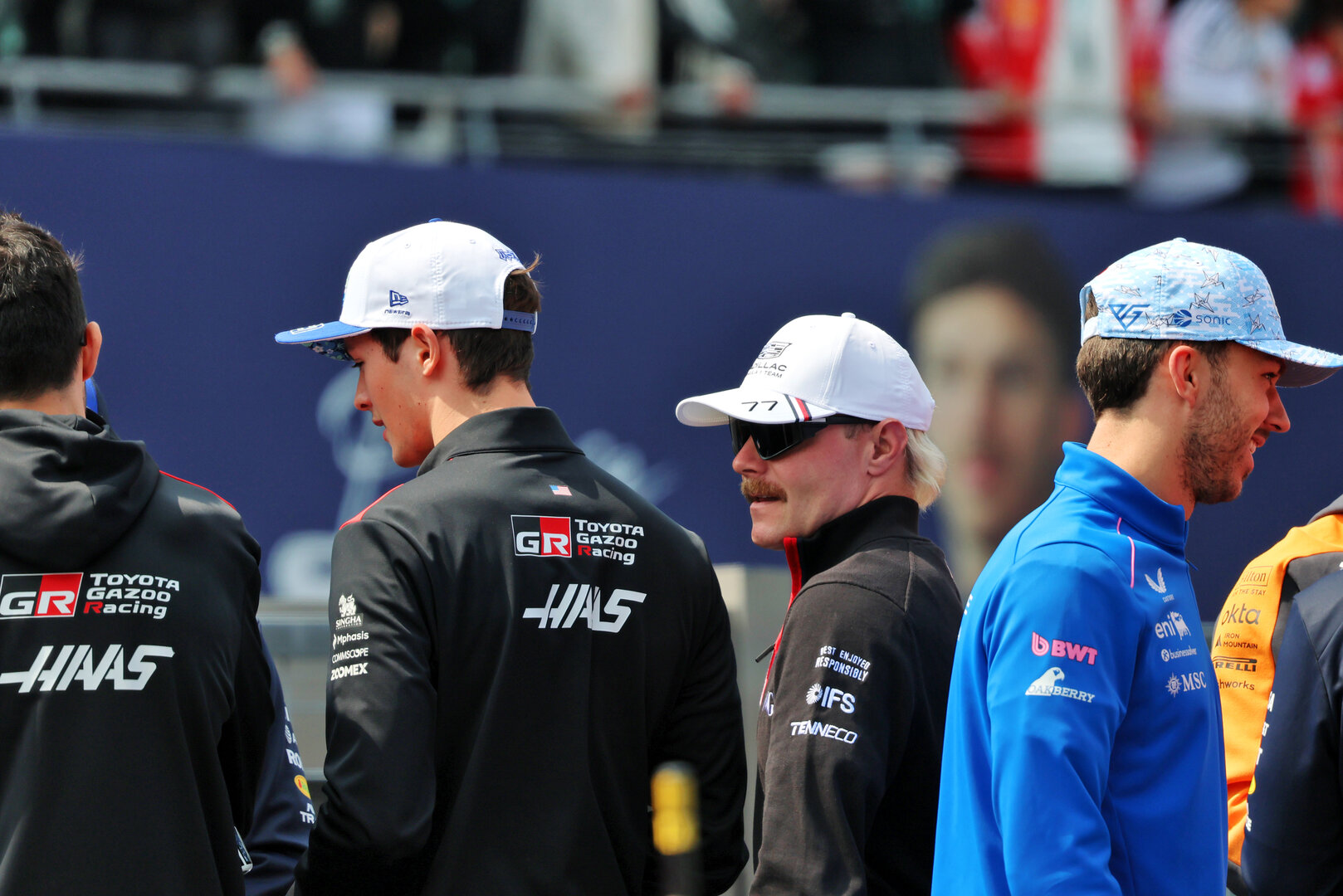GP GIAPPONE, Valtteri Bottas (FIN) Cadillac Formula 1 Team on the drivers' parade.
29.03.2026. Formula 1 World Championship, Rd 3, Japanese Grand Prix, Suzuka, Japan, Gara Day.
- www.xpbimages.com, EMail: requests@xpbimages.com © Copyright: Batchelor / XPB Images