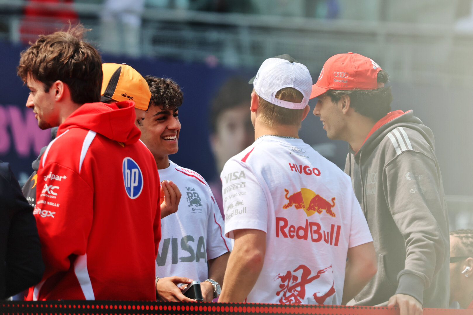 GP GIAPPONE, (L to R): Arvid Lindblad (GBR) Racing Bulls Formula One Team e Gabriel Bortoleto (BRA) Audi F1 Team on the drivers' parade.
29.03.2026. Formula 1 World Championship, Rd 3, Japanese Grand Prix, Suzuka, Japan, Gara Day.
- www.xpbimages.com, EMail: requests@xpbimages.com © Copyright: Batchelor / XPB Images