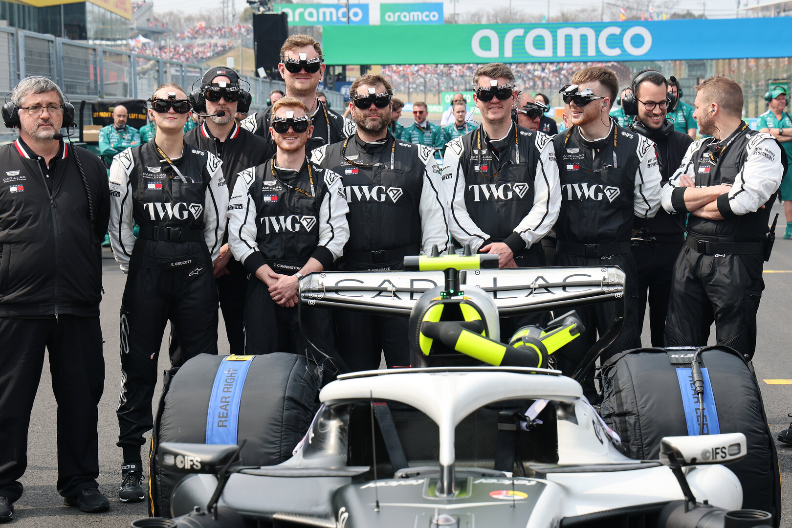 GP GIAPPONE, Cadillac Formula 1 Team on the grid.
29.03.2026. Formula 1 World Championship, Rd 3, Japanese Grand Prix, Suzuka, Japan, Gara Day.
- www.xpbimages.com, EMail: requests@xpbimages.com © Copyright: Batchelor / XPB Images