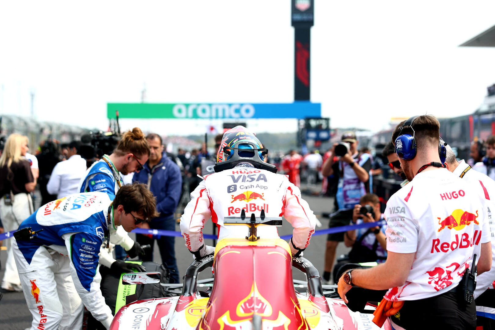 GP GIAPPONE, Arvid Lindblad (GBR) Racing Bulls Formula One Team VCARB 03 on the grid.
29.03.2026. Formula 1 World Championship, Rd 3, Japanese Grand Prix, Suzuka, Japan, Gara Day.
- www.xpbimages.com, EMail: requests@xpbimages.com © Copyright: Bearne / XPB Images
