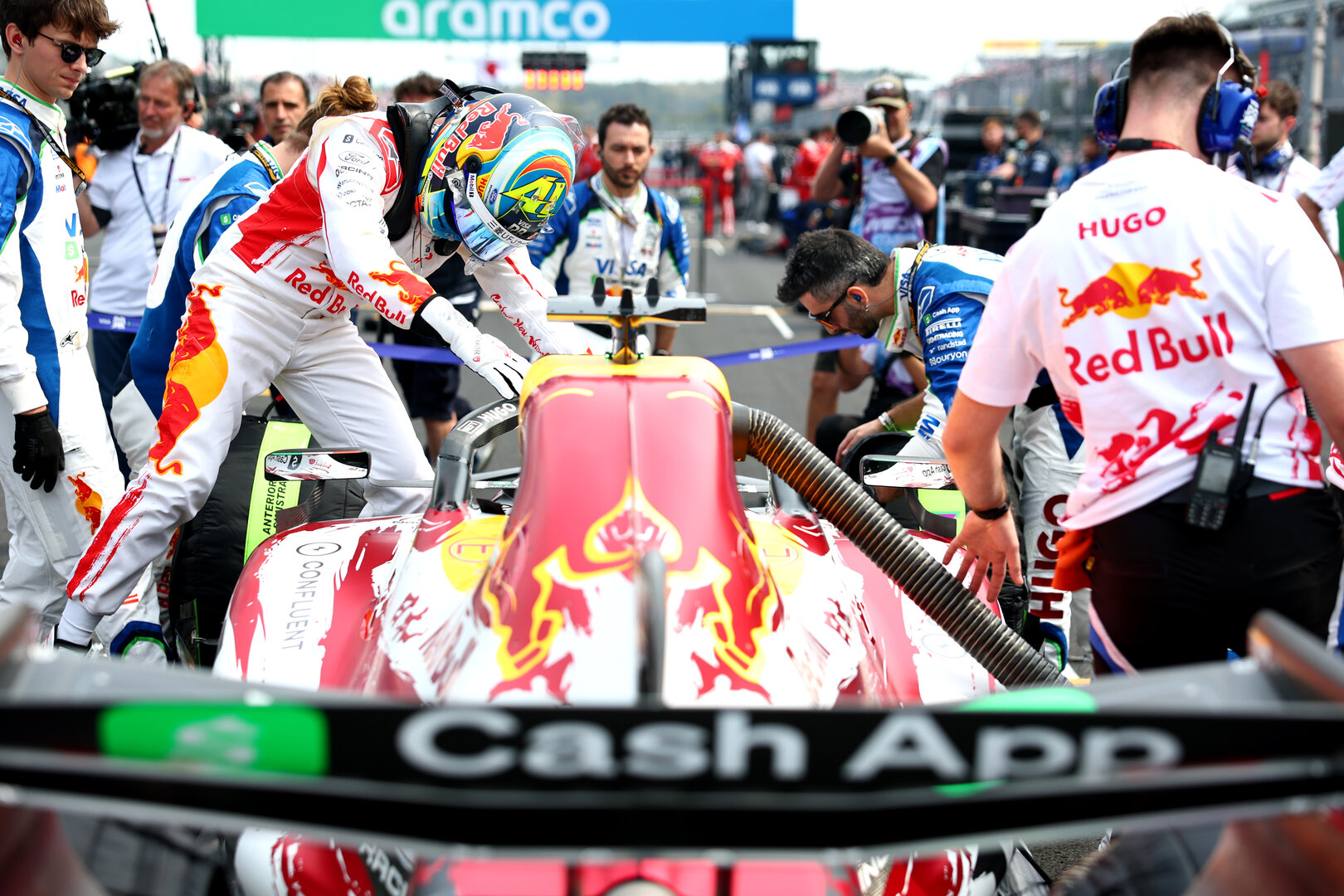 GP GIAPPONE, Arvid Lindblad (GBR) Racing Bulls Formula One Team VCARB 03 on the grid.
29.03.2026. Formula 1 World Championship, Rd 3, Japanese Grand Prix, Suzuka, Japan, Gara Day.
- www.xpbimages.com, EMail: requests@xpbimages.com © Copyright: Bearne / XPB Images