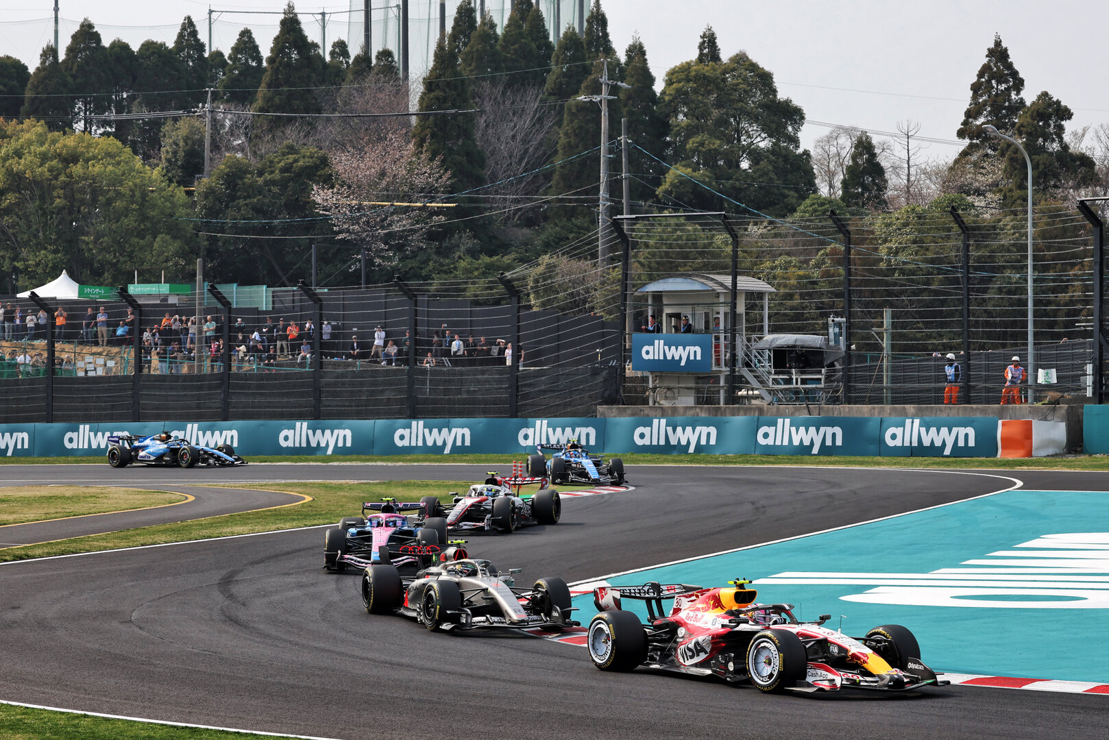 GP GIAPPONE, Liam Lawson (NZL) Racing Bulls Formula One Team VCARB 03.
29.03.2026. Formula 1 World Championship, Rd 3, Japanese Grand Prix, Suzuka, Japan, Gara Day.
 - www.xpbimages.com, EMail: requests@xpbimages.com © Copyright: Rew / XPB Images