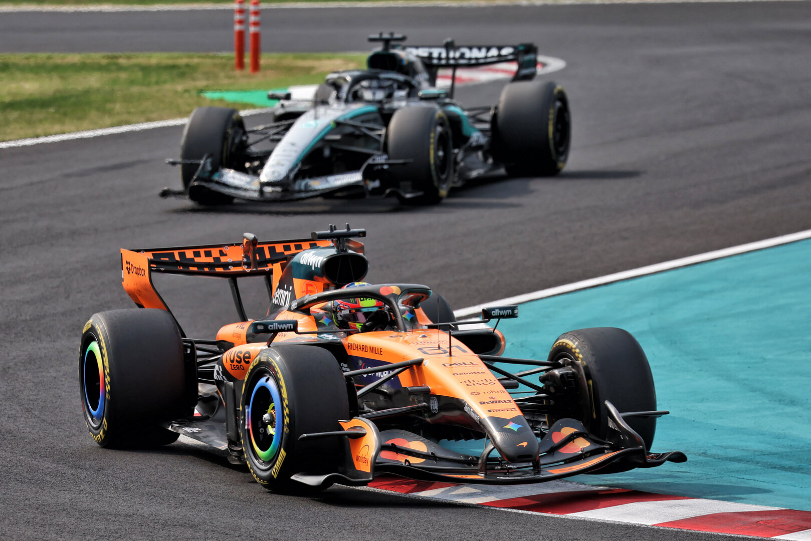 GP GIAPPONE, Oscar Piastri (AUS) McLaren F1 Team MCL40.
29.03.2026. Formula 1 World Championship, Rd 3, Japanese Grand Prix, Suzuka, Japan, Gara Day.
 - www.xpbimages.com, EMail: requests@xpbimages.com © Copyright: Rew / XPB Images