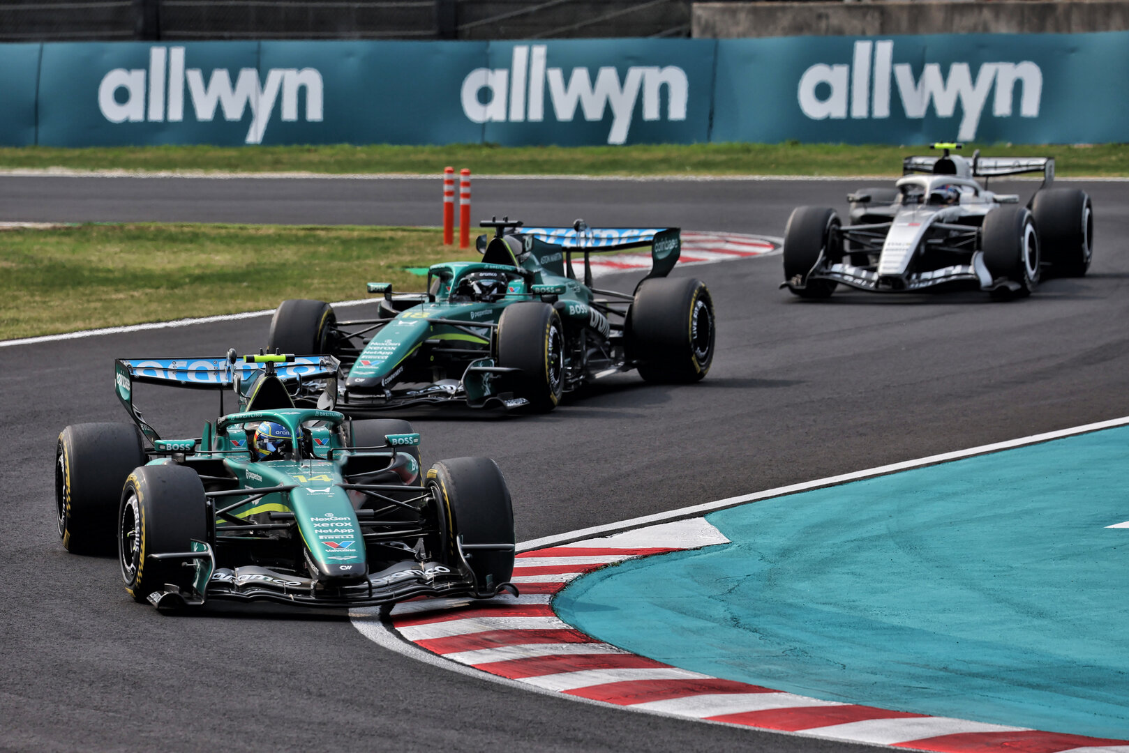 GP GIAPPONE, Fernando Alonso (ESP) Aston Martin F1 Team AMR26.
29.03.2026. Formula 1 World Championship, Rd 3, Japanese Grand Prix, Suzuka, Japan, Gara Day.
 - www.xpbimages.com, EMail: requests@xpbimages.com © Copyright: Rew / XPB Images