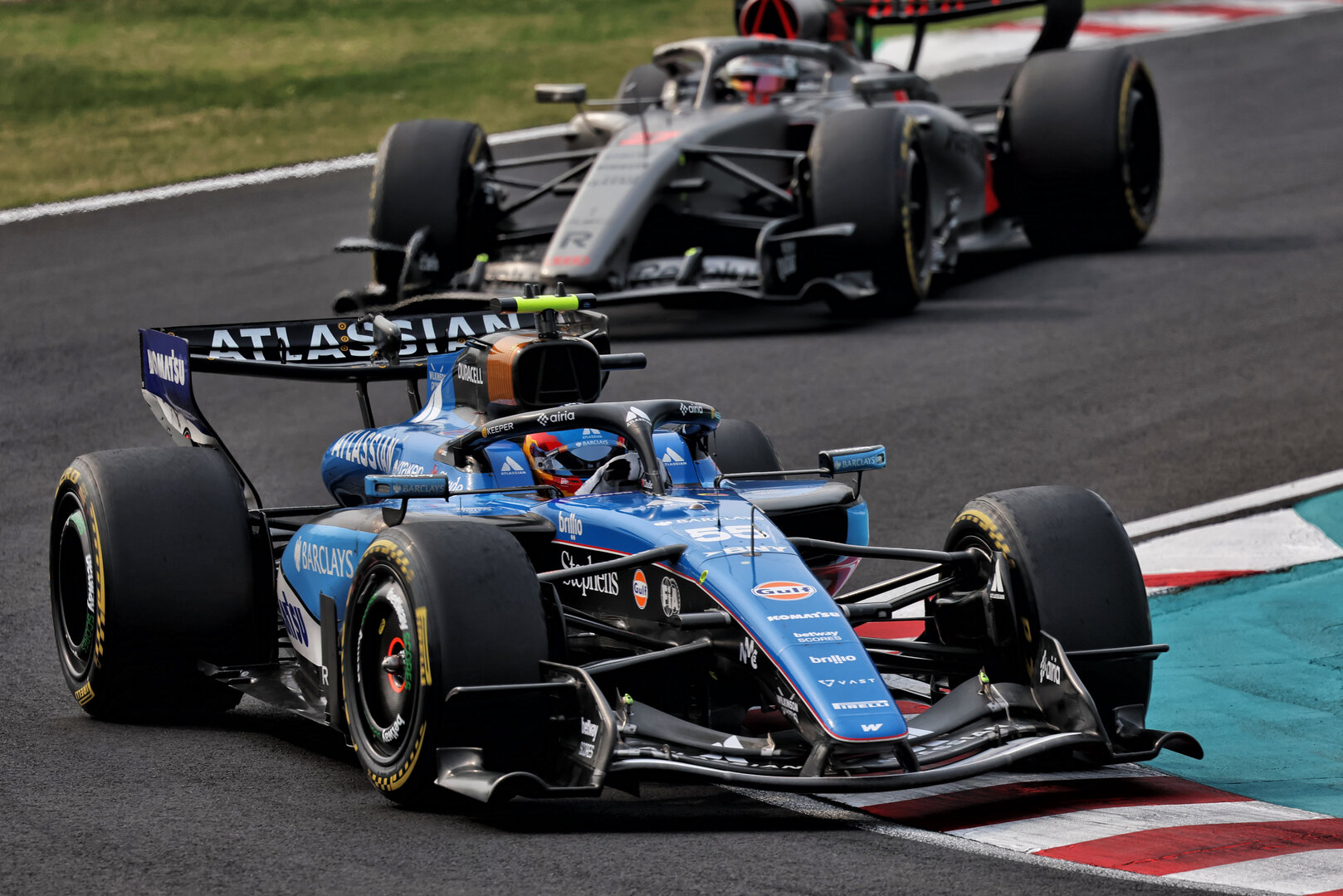 GP GIAPPONE, Carlos Sainz (ESP) Williams F1 Team FW48.
29.03.2026. Formula 1 World Championship, Rd 3, Japanese Grand Prix, Suzuka, Japan, Gara Day.
 - www.xpbimages.com, EMail: requests@xpbimages.com © Copyright: Rew / XPB Images