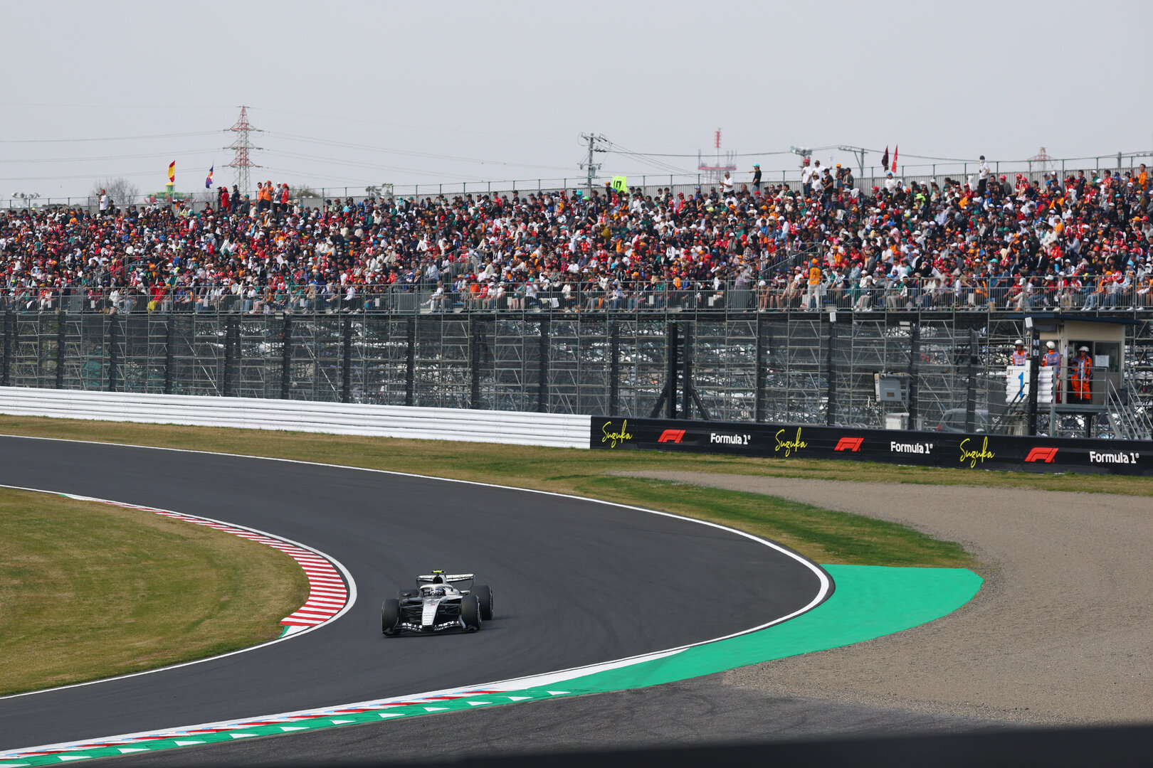 GP GIAPPONE, Valtteri Bottas (FIN) Cadillac Formula 1 Team MAC-26.
29.03.2026. Formula 1 World Championship, Rd 3, Japanese Grand Prix, Suzuka, Japan, Gara Day.
- www.xpbimages.com, EMail: requests@xpbimages.com © Copyright: Bearne / XPB Images