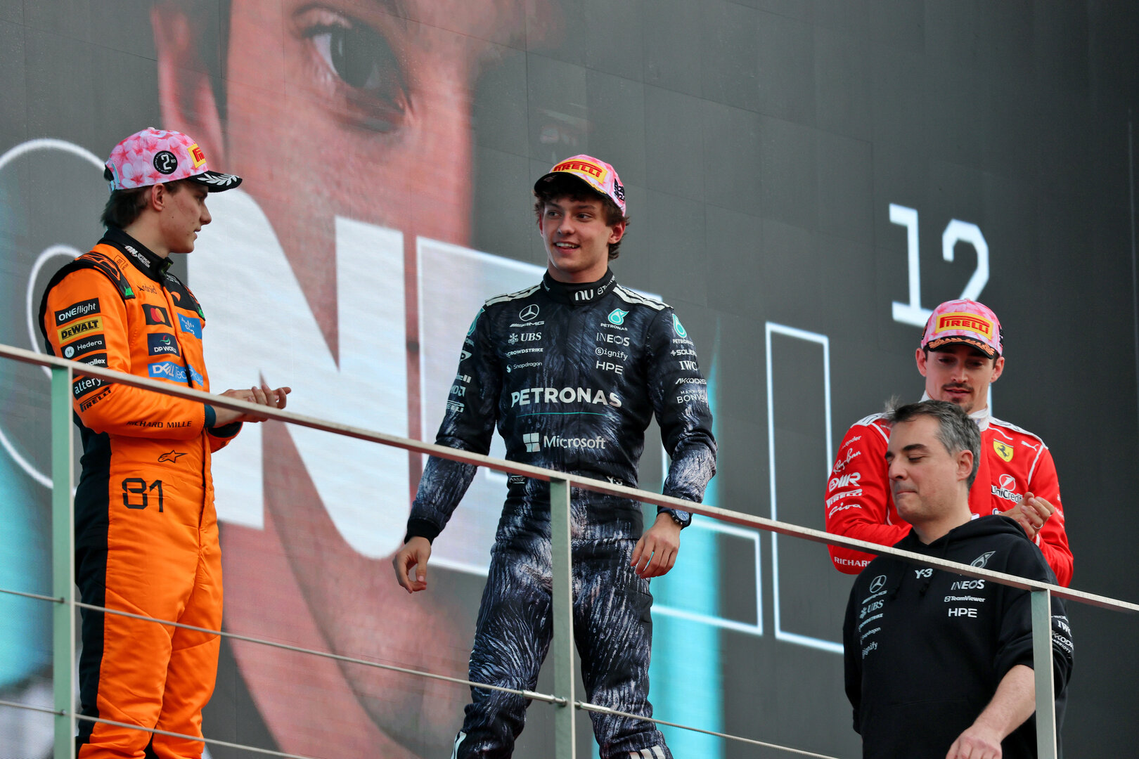 GP GIAPPONE, The podium (L to R): Oscar Piastri (AUS) McLaren F1 Team, second; Andrea Kimi Antonelli (ITA) Mercedes AMG Formula One Team, vincitore; Charles Leclerc (MON) Ferrari, third.
29.03.2026. Formula 1 World Championship, Rd 3, Japanese Grand Prix, Suzuka, Japan, Gara Day.
- www.xpbimages.com, EMail: requests@xpbimages.com © Copyright: Batchelor / XPB Images