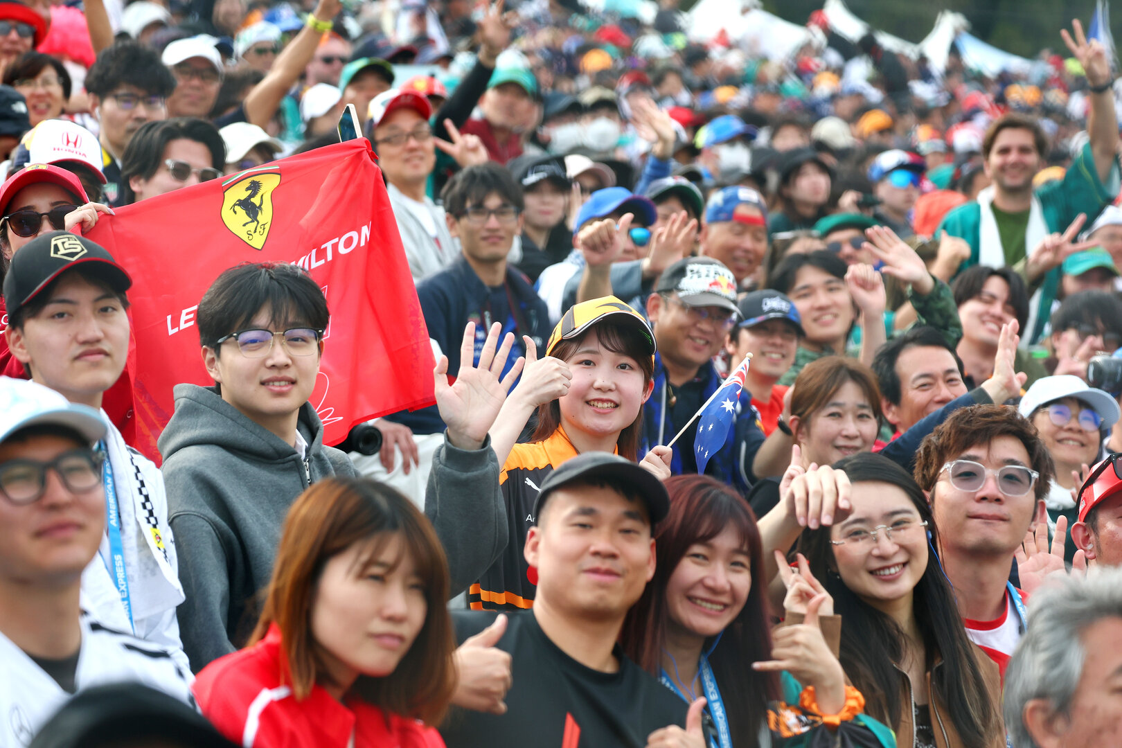 GP GIAPPONE, Circuit Atmosfera - fans in the grandstand.
29.03.2026. Formula 1 World Championship, Rd 3, Japanese Grand Prix, Suzuka, Japan, Gara Day.
- www.xpbimages.com, EMail: requests@xpbimages.com © Copyright: Bearne / XPB Images