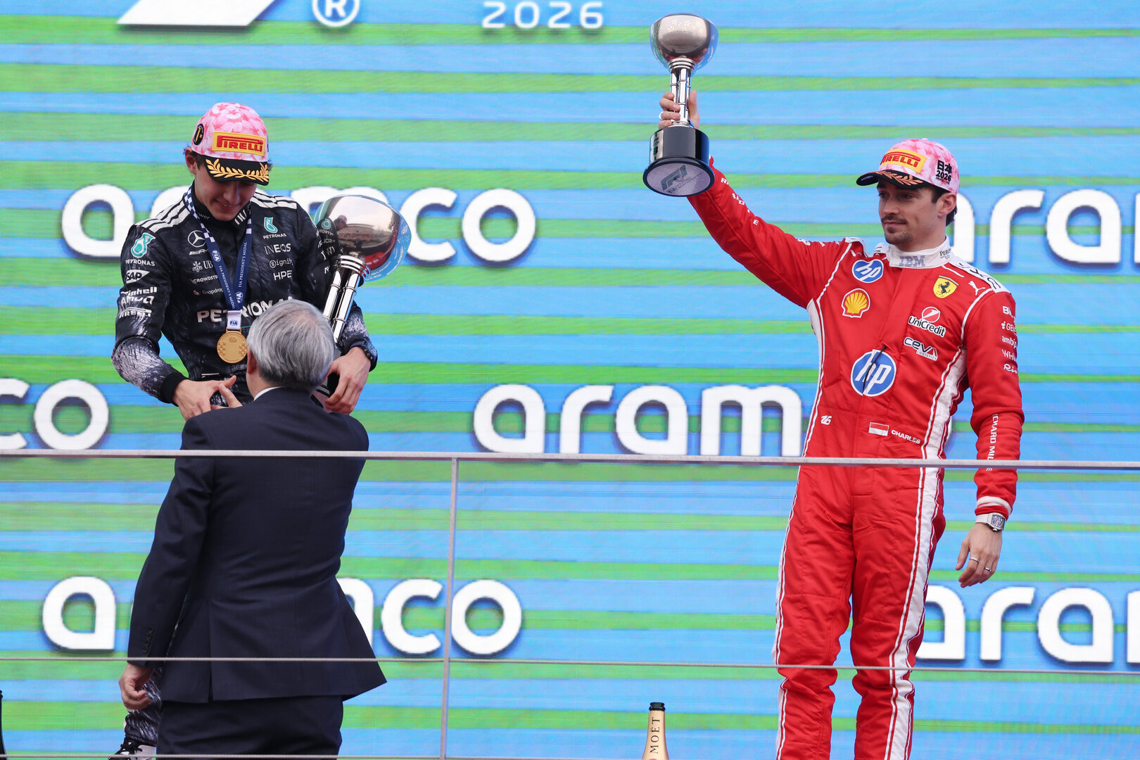 GP GIAPPONE, Charles Leclerc (MON) Ferrari celebrates his third position on the podium.
29.03.2026. Formula 1 World Championship, Rd 3, Japanese Grand Prix, Suzuka, Japan, Gara Day.
- www.xpbimages.com, EMail: requests@xpbimages.com © Copyright: Bearne / XPB Images