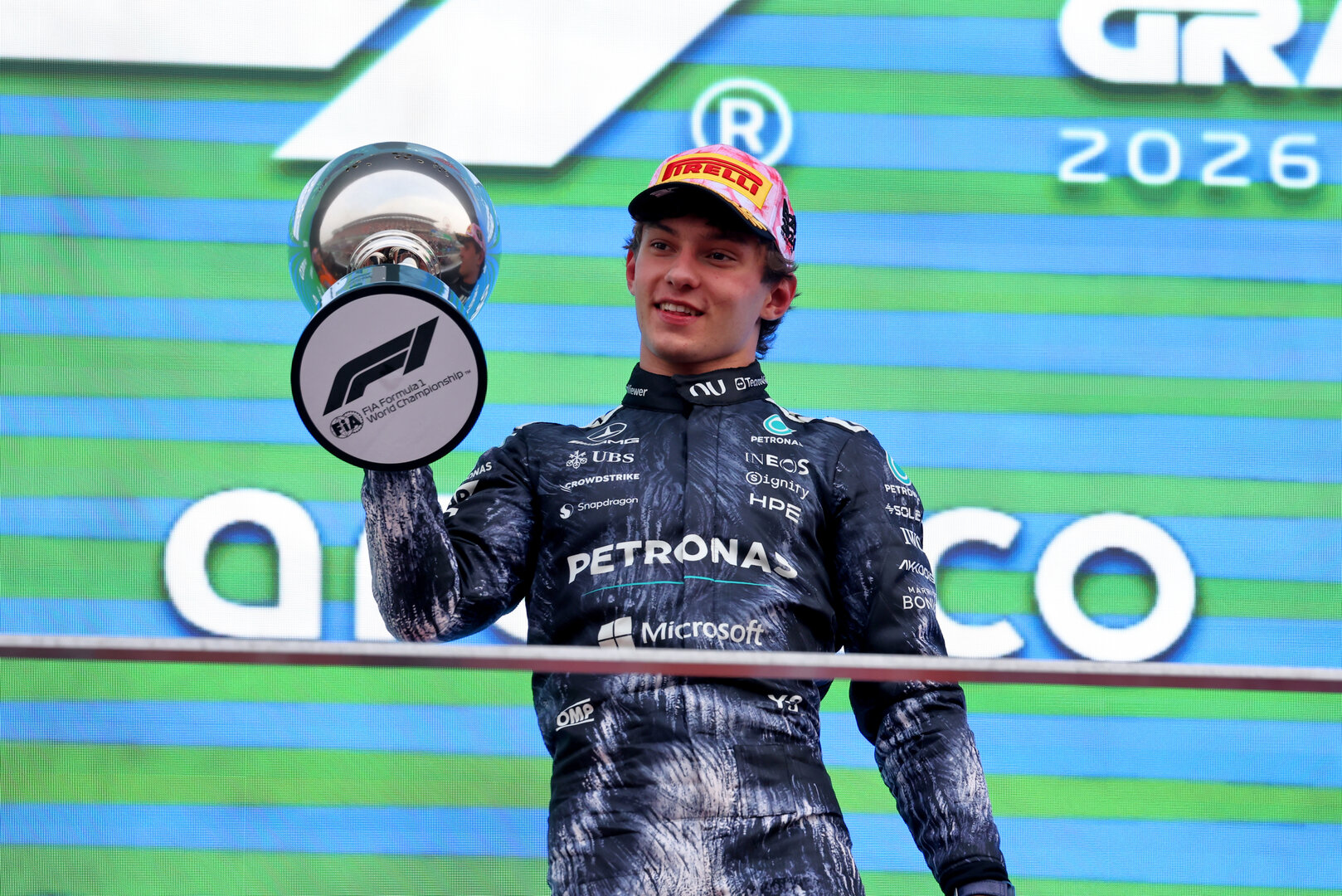 GP GIAPPONE, Gara winner Andrea Kimi Antonelli (ITA) Mercedes AMG Formula One Team celebrates on the podium.
29.03.2026. Formula 1 World Championship, Rd 3, Japanese Grand Prix, Suzuka, Japan, Gara Day.
 - www.xpbimages.com, EMail: requests@xpbimages.com © Copyright: Rew / XPB Images