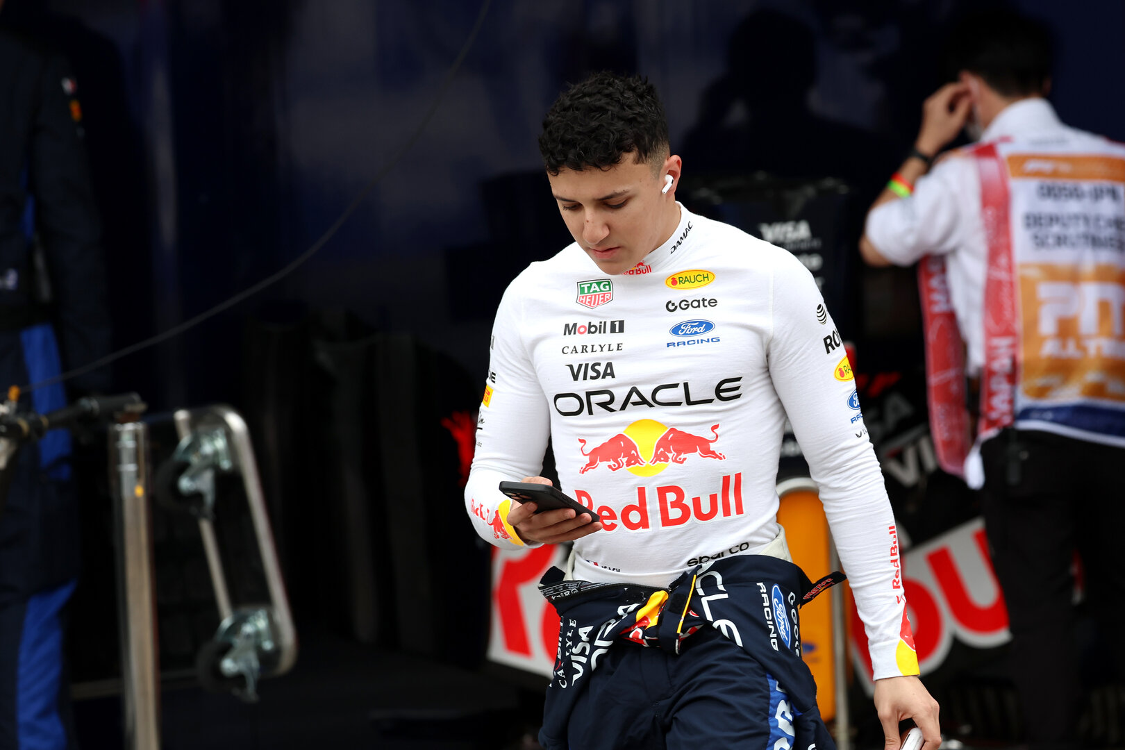 GP GIAPPONE, Isack Hadjar (FRA) Red Bull Racing.
29.03.2026. Formula 1 World Championship, Rd 3, Japanese Grand Prix, Suzuka, Japan, Gara Day.
- www.xpbimages.com, EMail: requests@xpbimages.com © Copyright: Rew / XPB Images