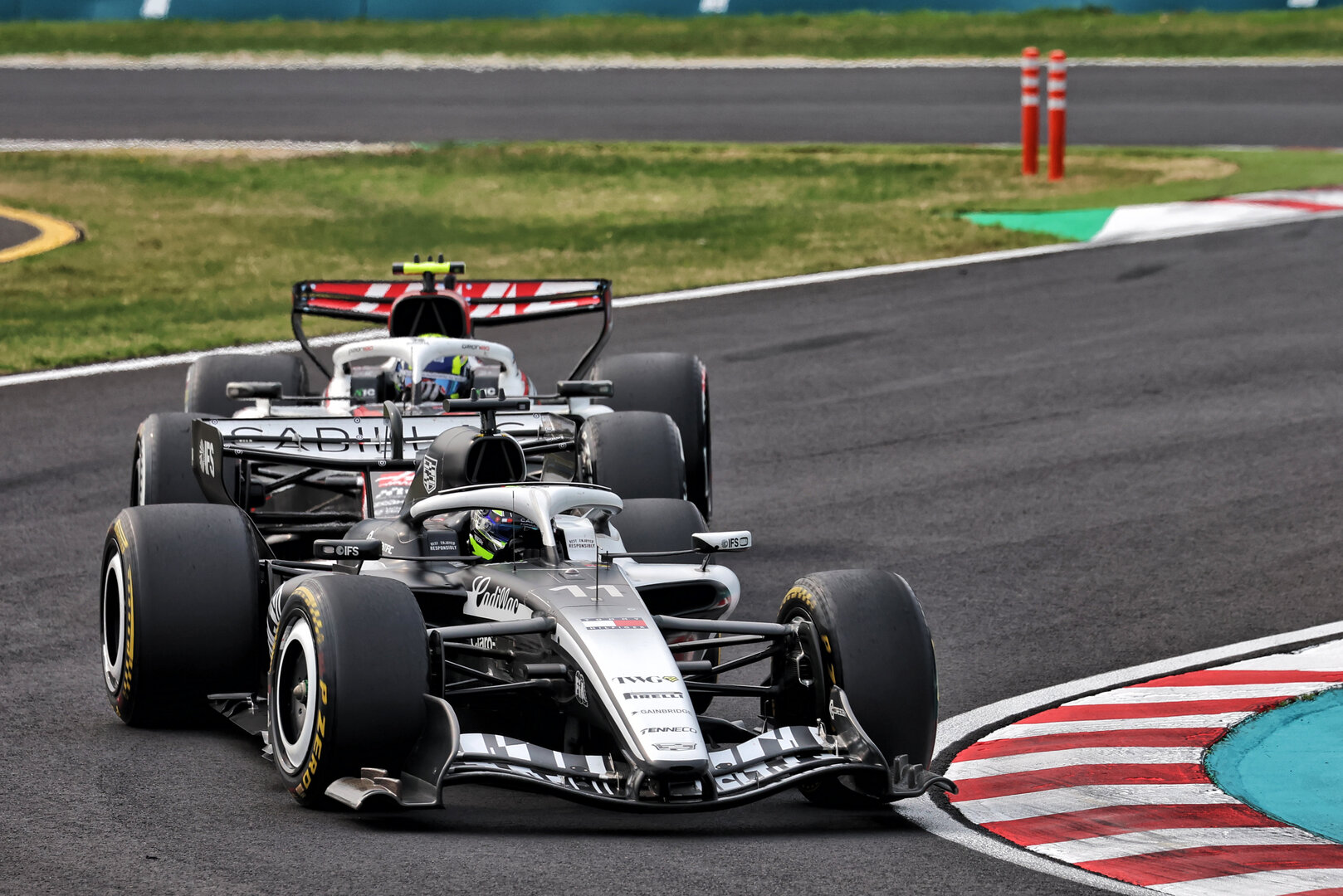GP GIAPPONE, Sergio Perez (MEX) Cadillac Formula 1 Team MAC-26.
29.03.2026. Formula 1 World Championship, Rd 3, Japanese Grand Prix, Suzuka, Japan, Gara Day.
 - www.xpbimages.com, EMail: requests@xpbimages.com © Copyright: Rew / XPB Images