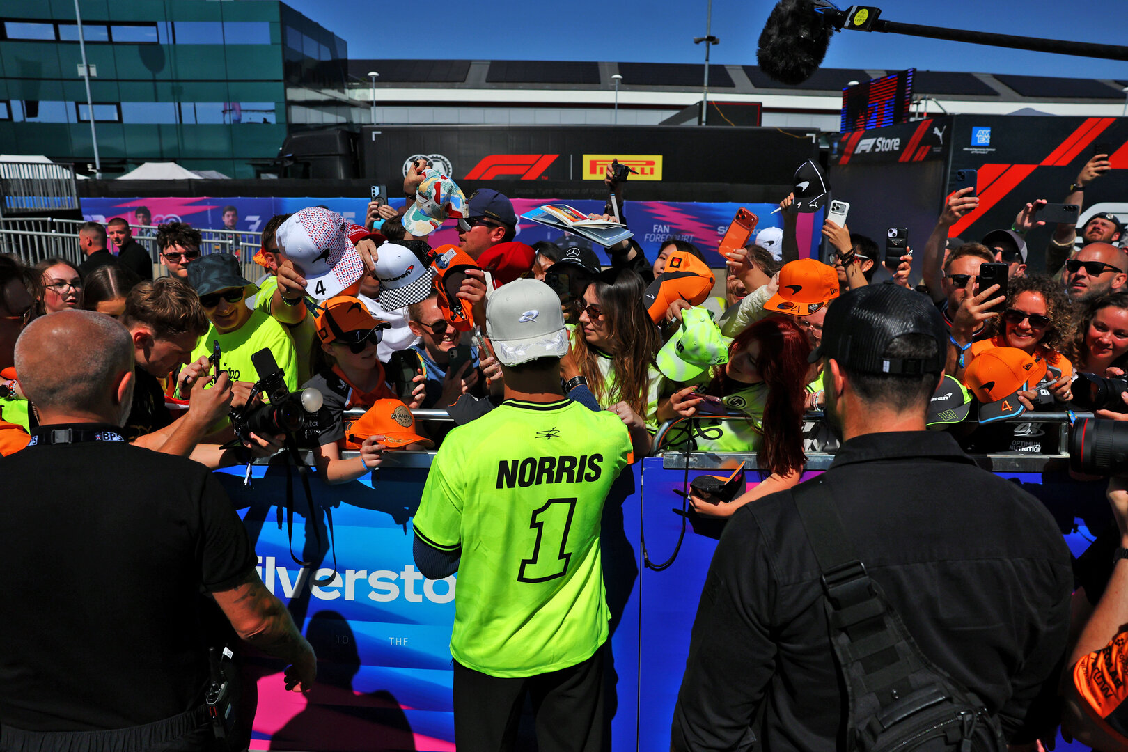 GP GRAN BRETAGNA, Lando Norris (GBR) McLaren F1 Team with fans.
02.07.2026. Formula 1 World Championship, Rd 9, British Grand Prix, Silverstone, England, Preparation Day.
 - www.xpbimages.com, EMail: requests@xpbimages.com © Copyright: Patching / XPB Images