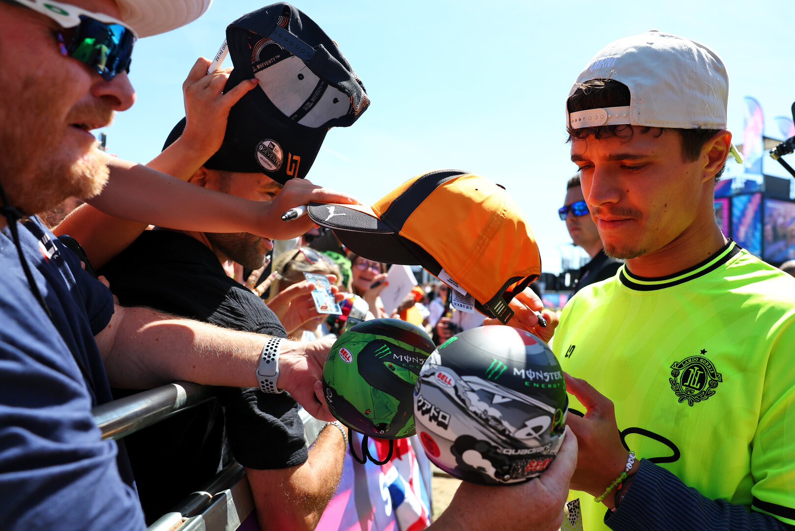 GP GRAN BRETAGNA, Lando Norris (GBR) McLaren F1 Team with fans.
02.07.2026. Formula 1 World Championship, Rd 9, British Grand Prix, Silverstone, England, Preparation Day.
 - www.xpbimages.com, EMail: requests@xpbimages.com © Copyright: Patching / XPB Images