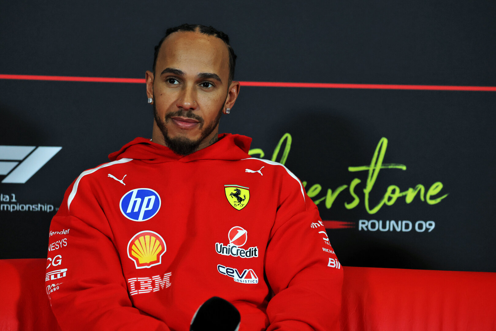 GP GRAN BRETAGNA, Lewis Hamilton (GBR) Ferrari in the FIA Press Conference.
02.07.2026. Formula 1 World Championship, Rd 9, British Grand Prix, Silverstone, England, Preparation Day.
- www.xpbimages.com, EMail: requests@xpbimages.com © Copyright: Moy / XPB Images