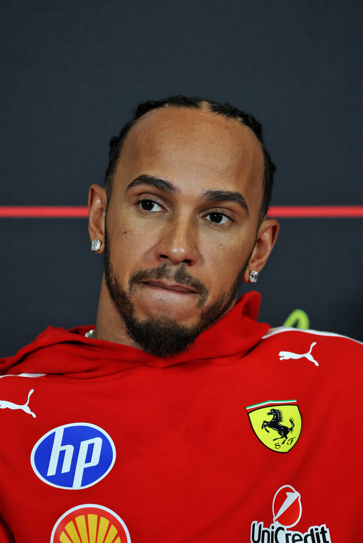 GP GRAN BRETAGNA, Lewis Hamilton (GBR) Ferrari in the FIA Press Conference.
02.07.2026. Formula 1 World Championship, Rd 9, British Grand Prix, Silverstone, England, Preparation Day.
- www.xpbimages.com, EMail: requests@xpbimages.com © Copyright: Moy / XPB Images